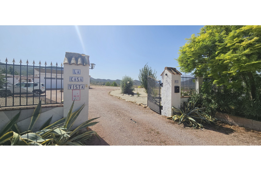 Resale - Finca - Country Property -
Mon&oacute;var - Monovar