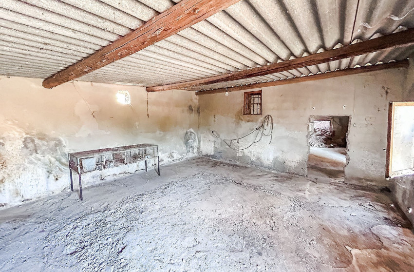 Resale - Finca / Country Property -
Monovar