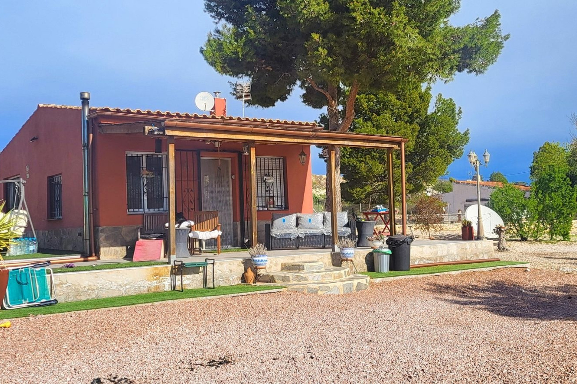 Resale - Finca - Country Property -
Monovar