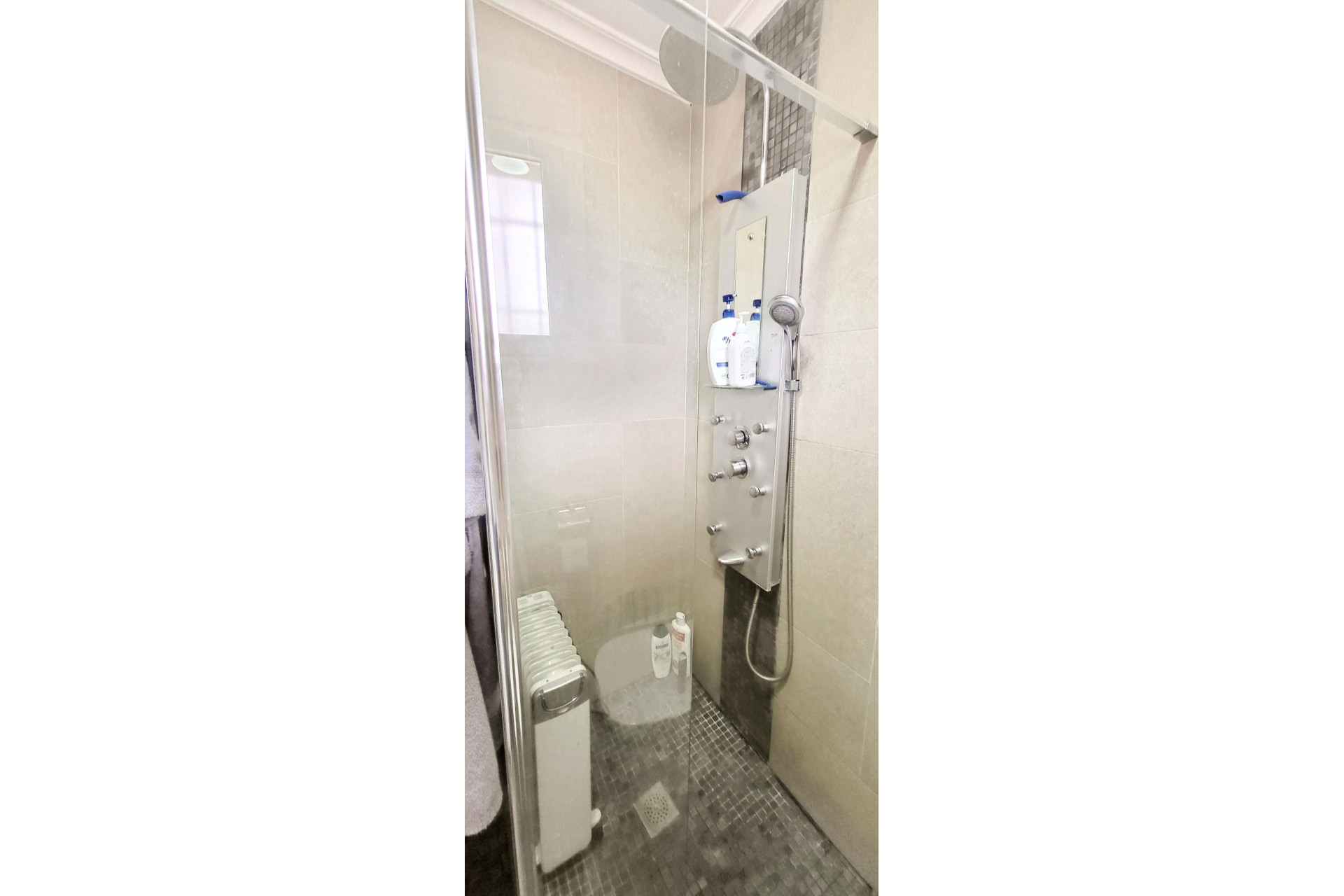 Resale - Finca - Country Property -
Monovar