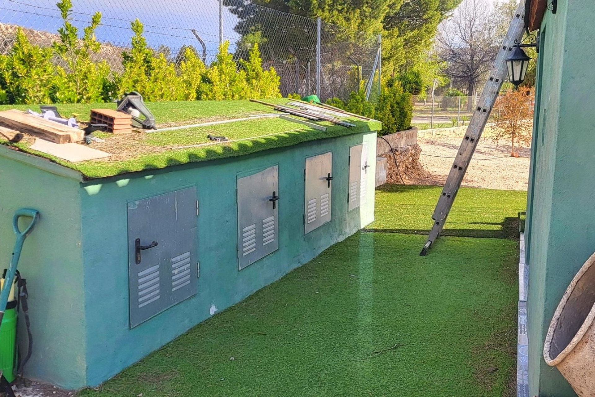 Resale - Finca - Country Property -
Monovar