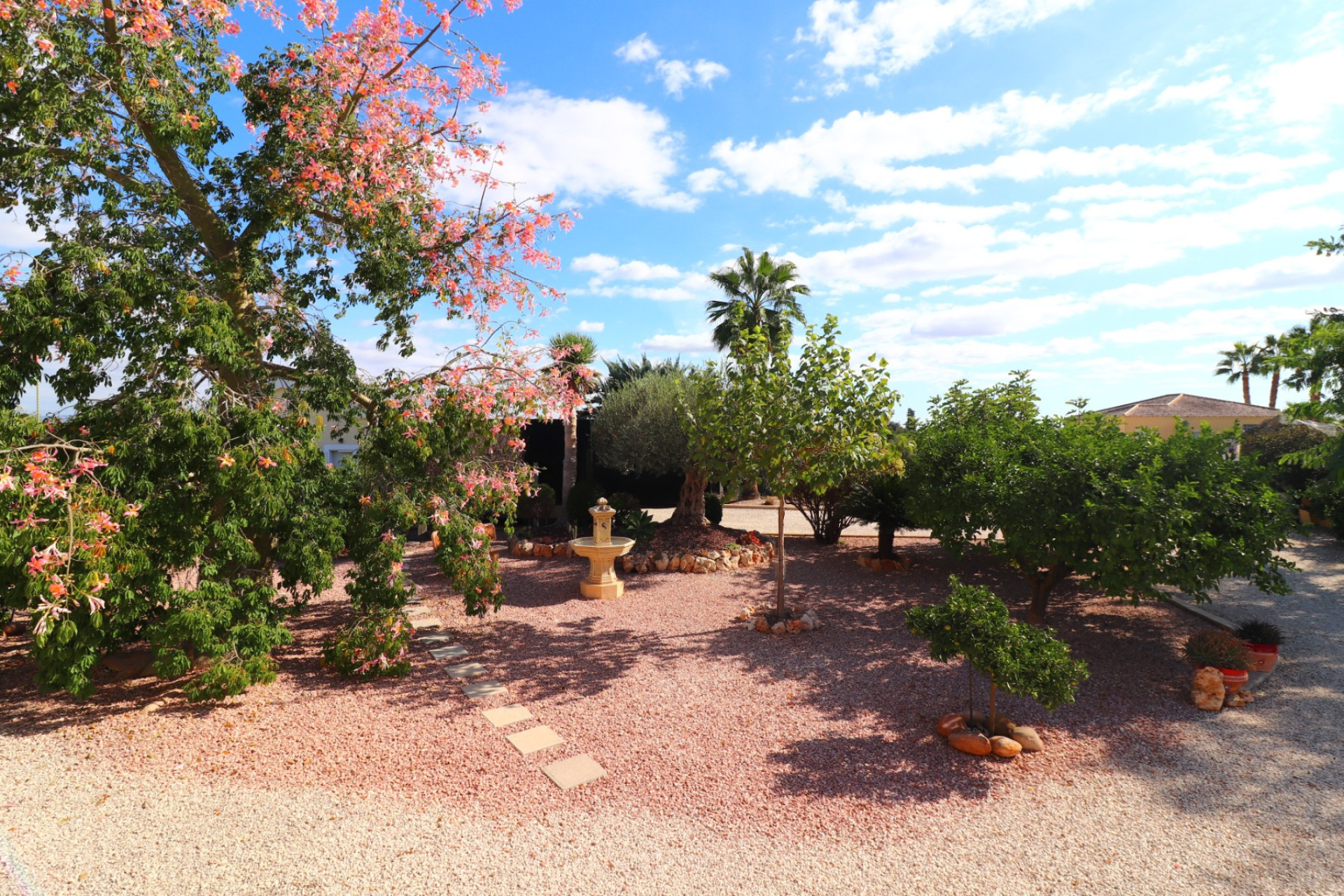 Resale - Finca / Country Property -
Orihuela - La Campaneta