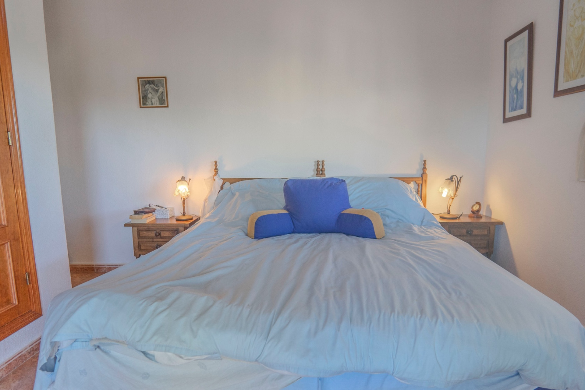 Resale - Finca / Country Property -
Orihuela