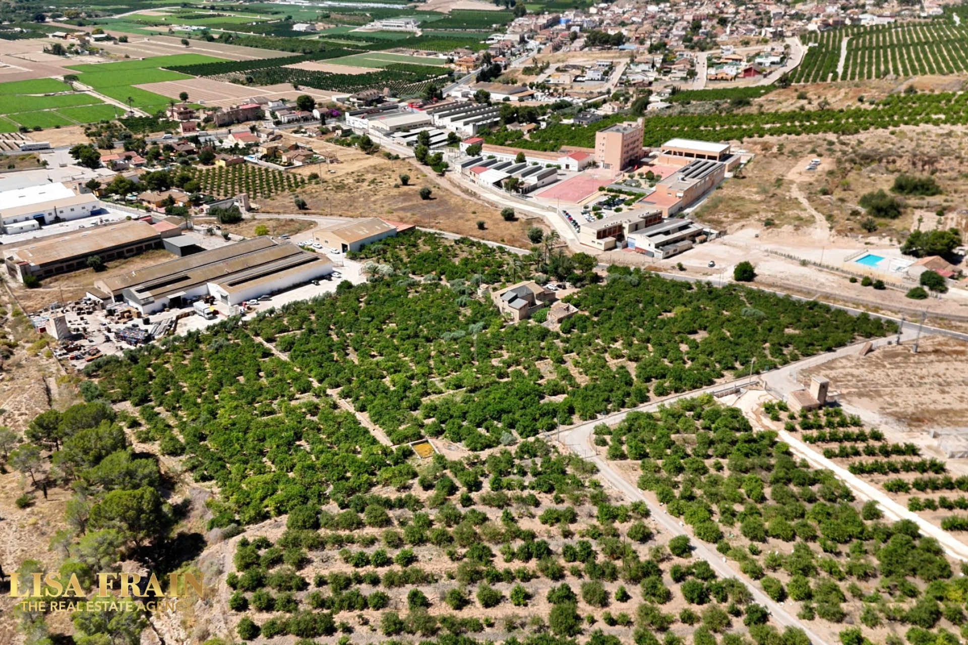 Resale - Finca - Country Property -
Orihuela