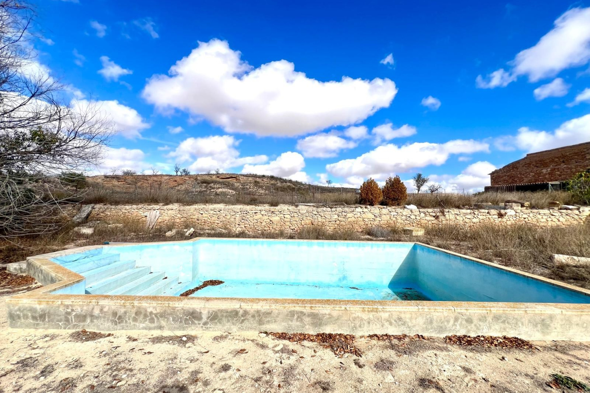 Resale - Finca - Country Property -
Pinoso - Inland