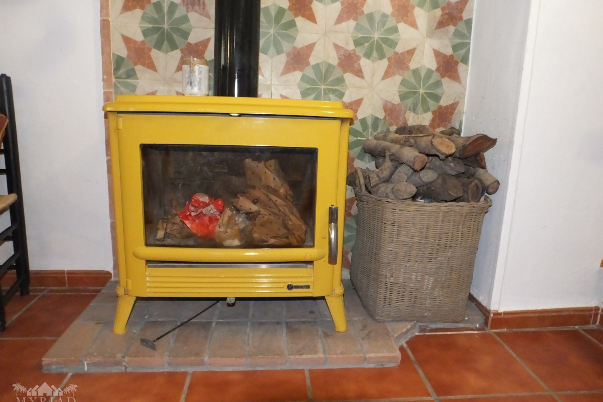 Resale - Finca / Country Property -
Pinoso - Pinoso Alicante