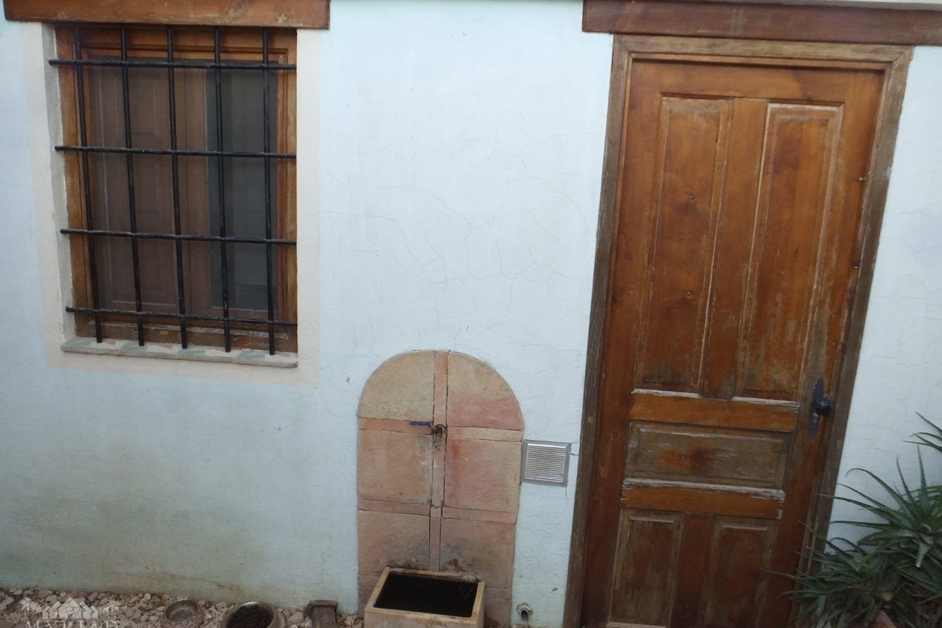 Resale - Finca / Country Property -
Pinoso - Pinoso Alicante