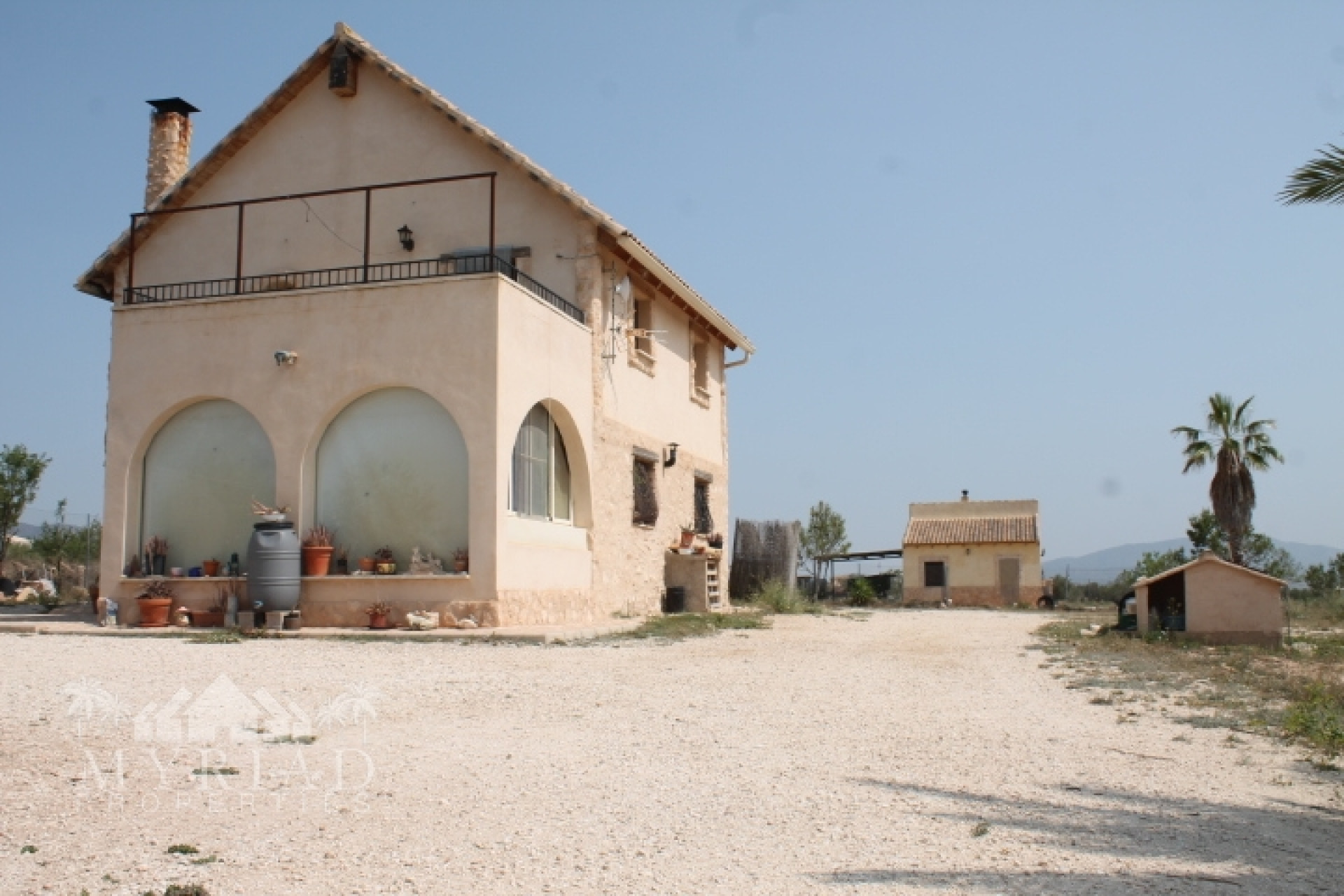 Resale - Finca / Country Property -
Pinoso - Pinoso Alicante