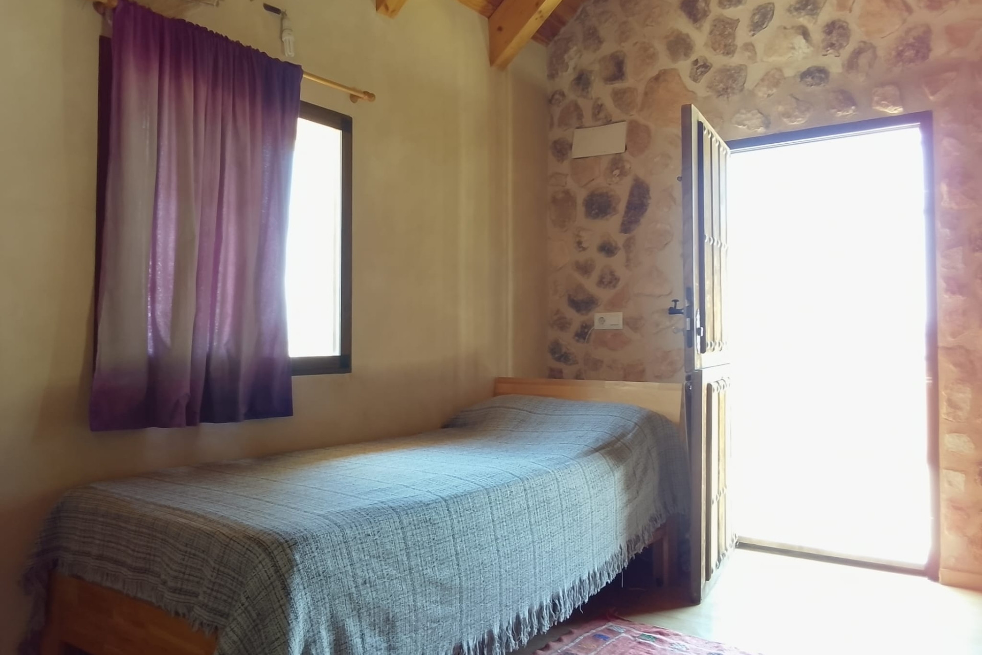 Resale - Finca / Country Property -
Pinoso - Pinoso Alicante