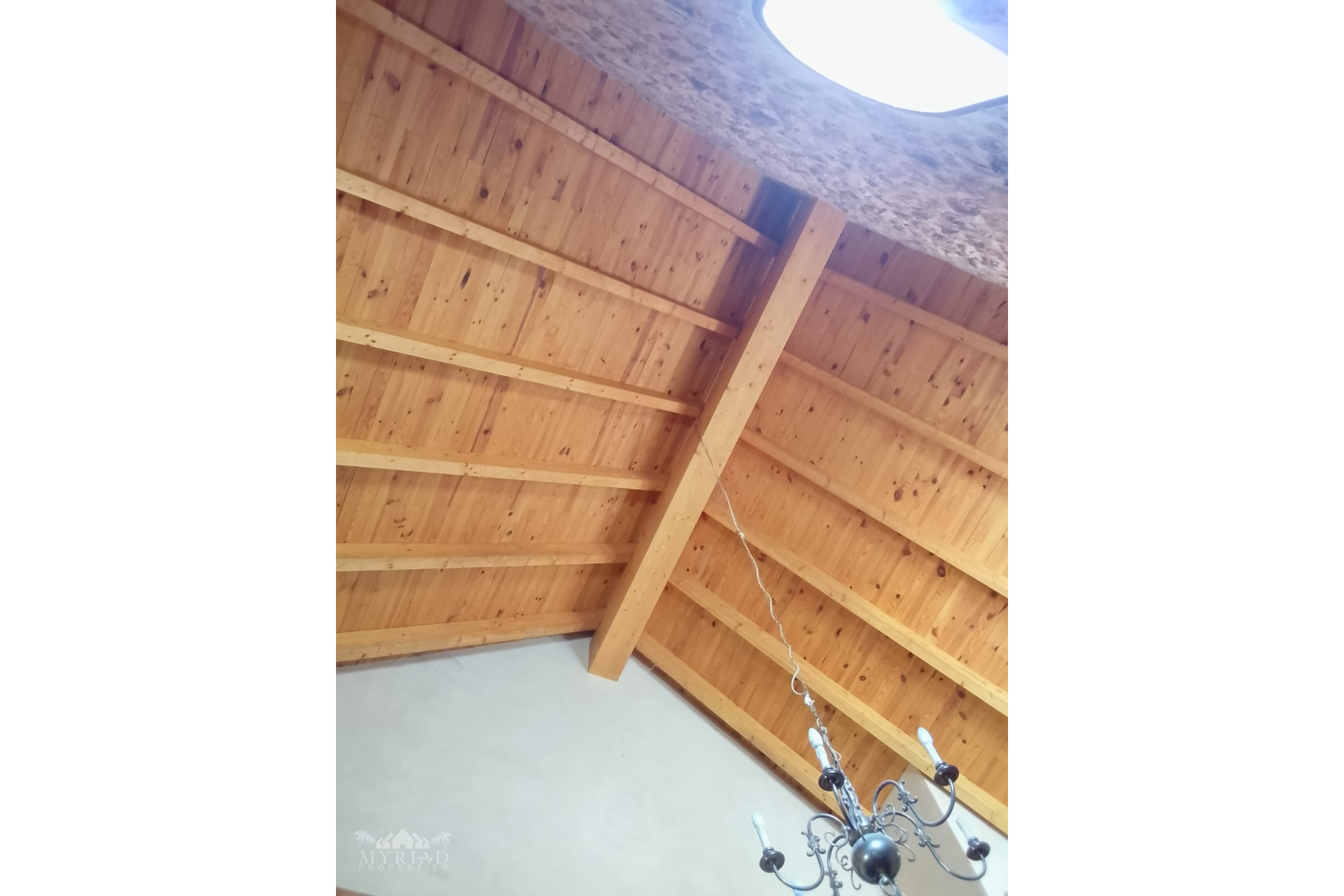 Resale - Finca / Country Property -
Pinoso - Pinoso Alicante