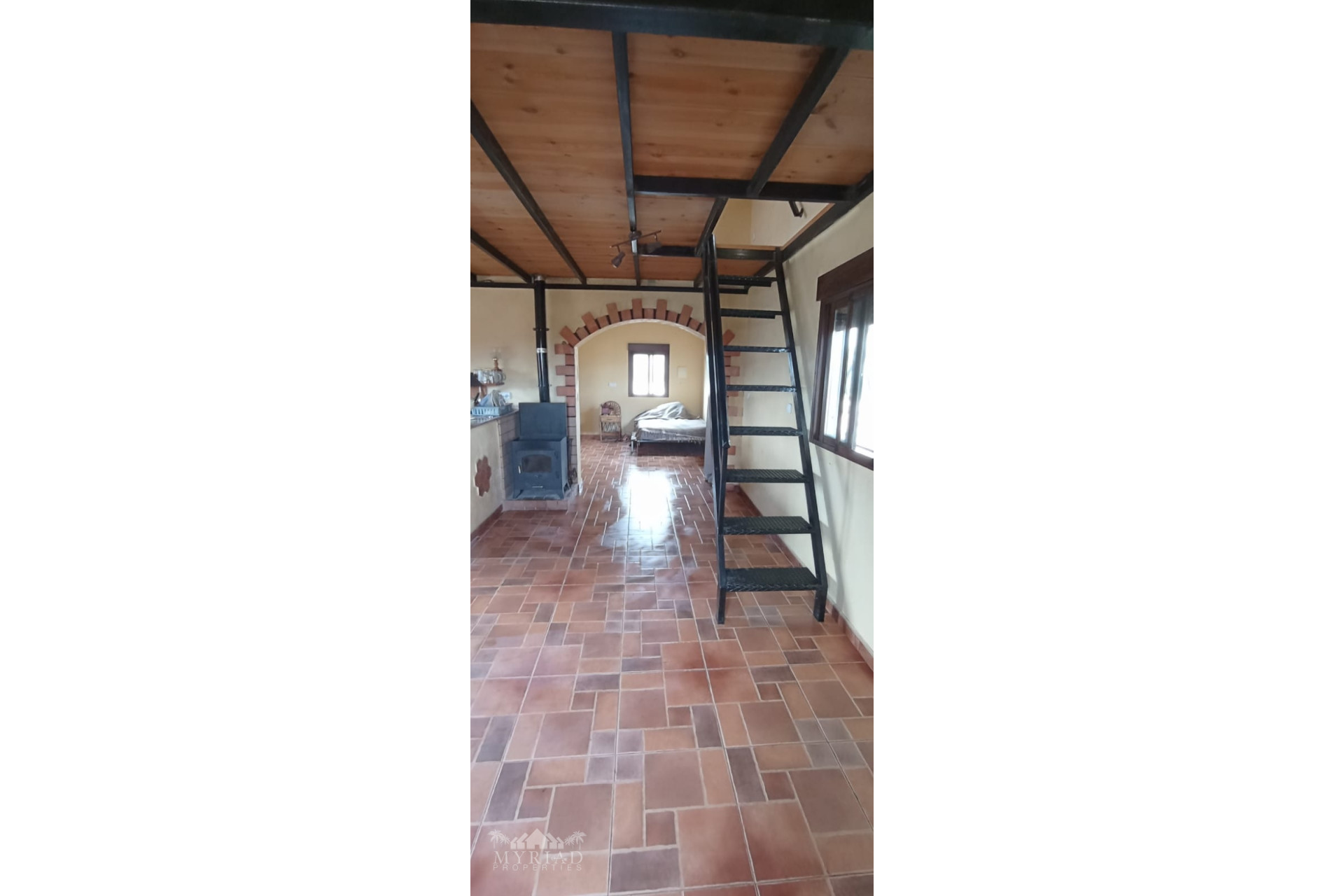 Resale - Finca / Country Property -
Pinoso - Pinoso Alicante