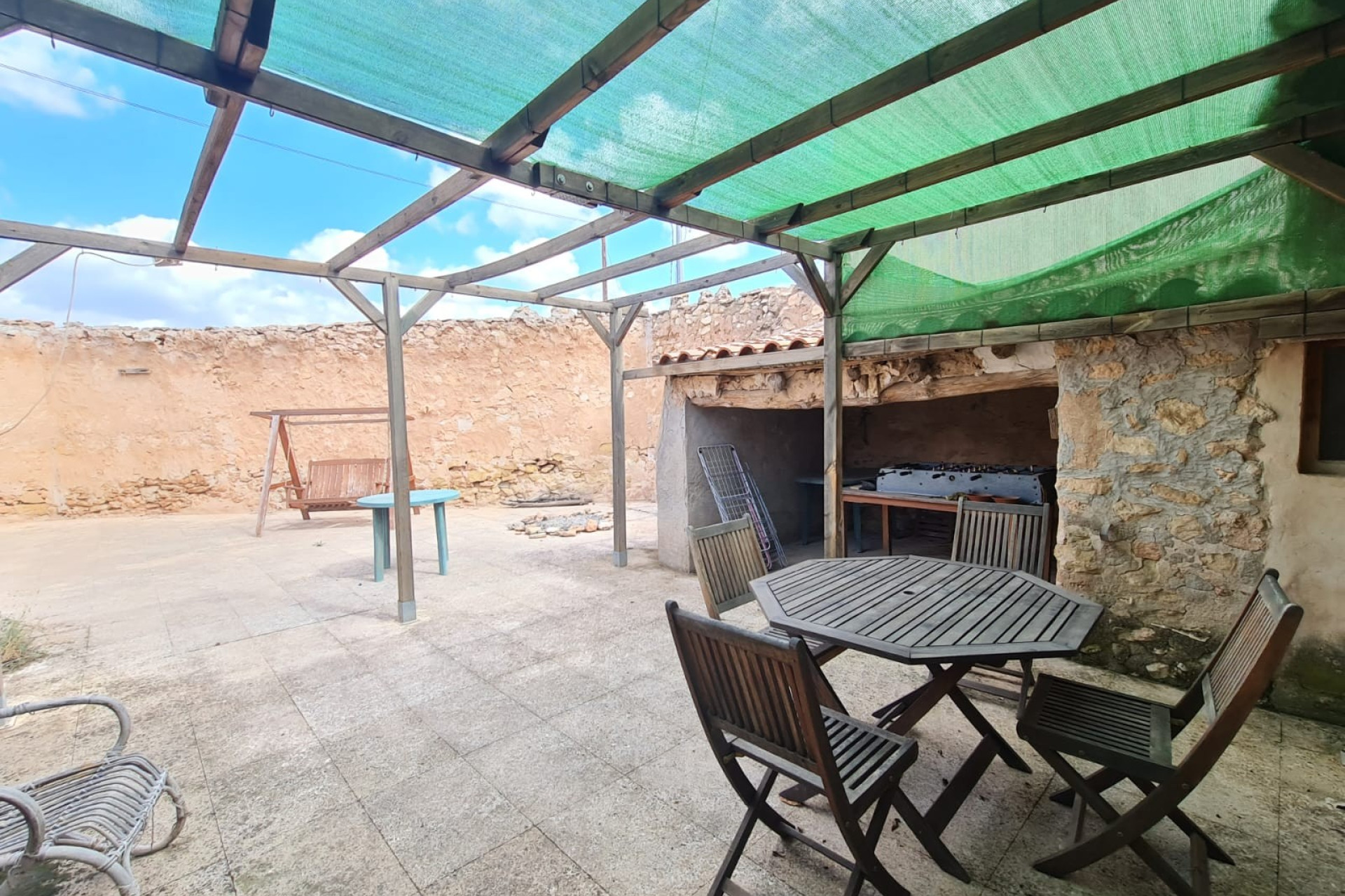 Resale - Finca / Country Property -
Pinoso - PINOSO