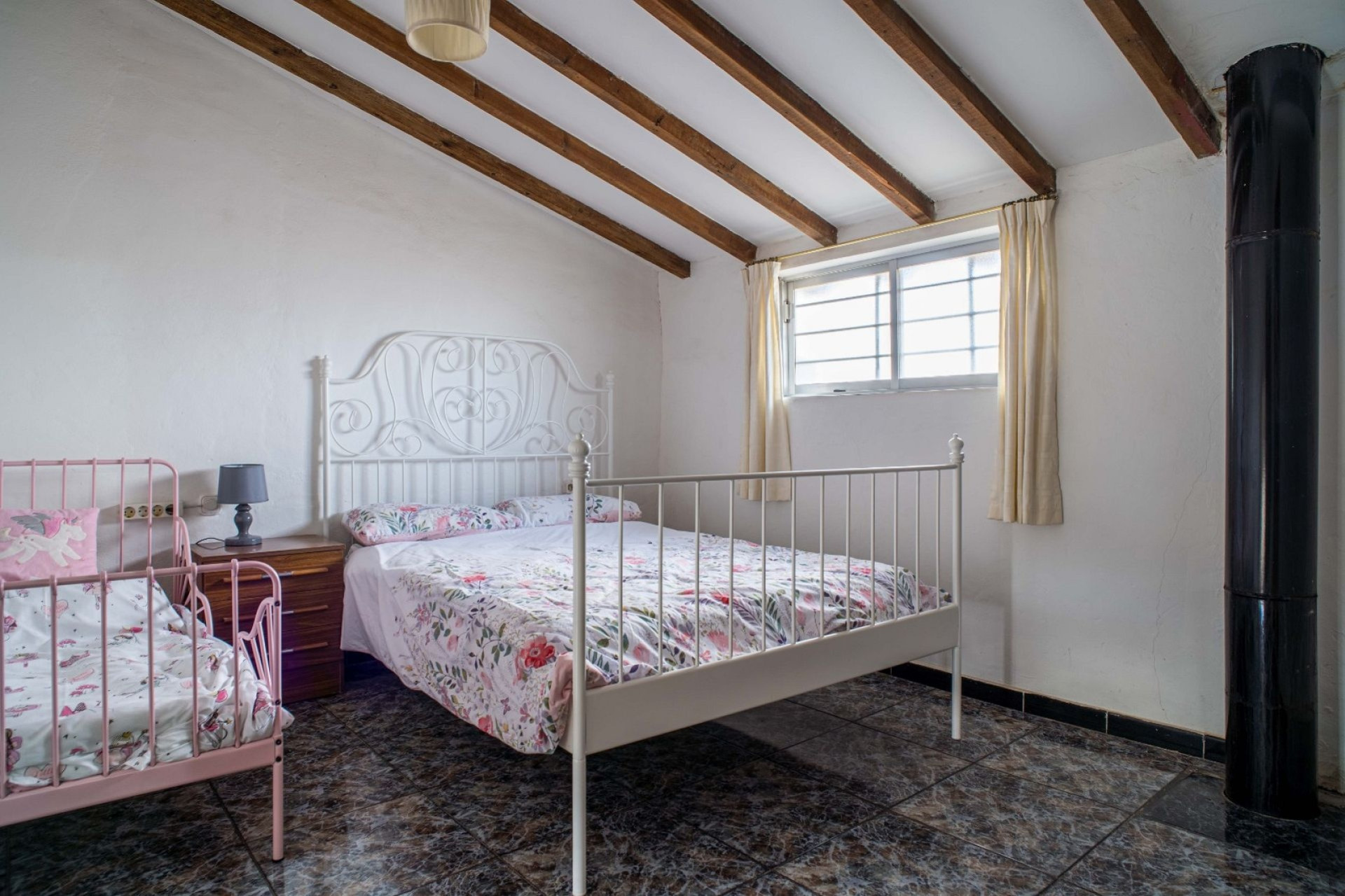 Resale - Finca - Country Property -
Pinoso