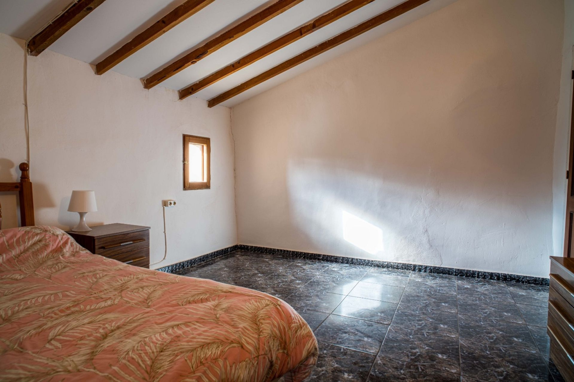 Resale - Finca - Country Property -
Pinoso