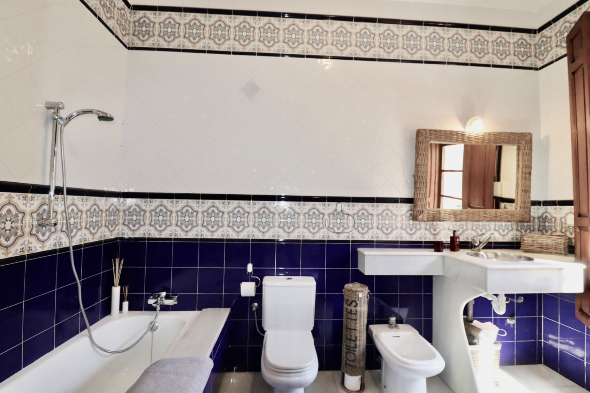 Resale - Finca - Country Property -
Rojales - Heredades