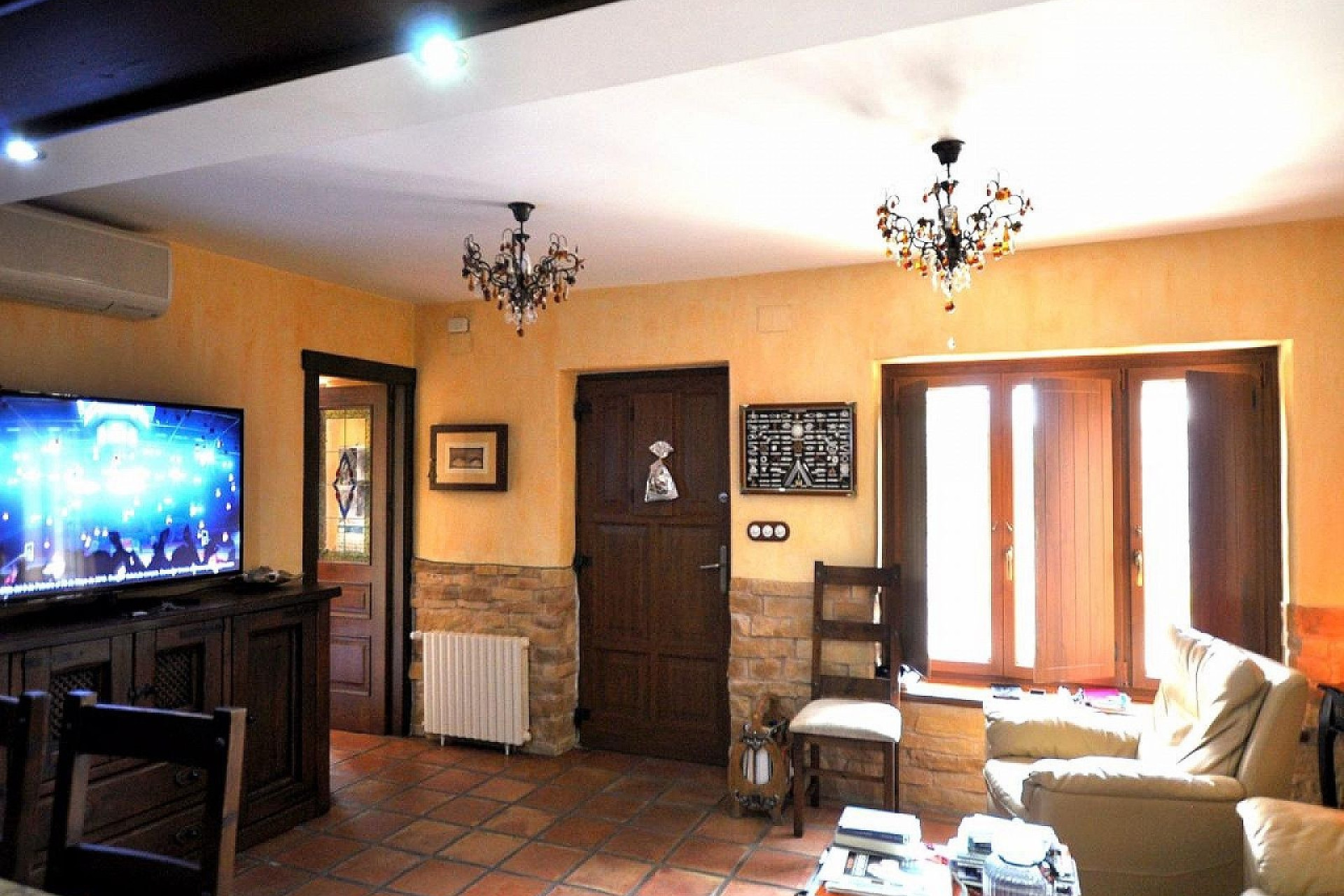 Resale - Finca / Country Property -
Salinas