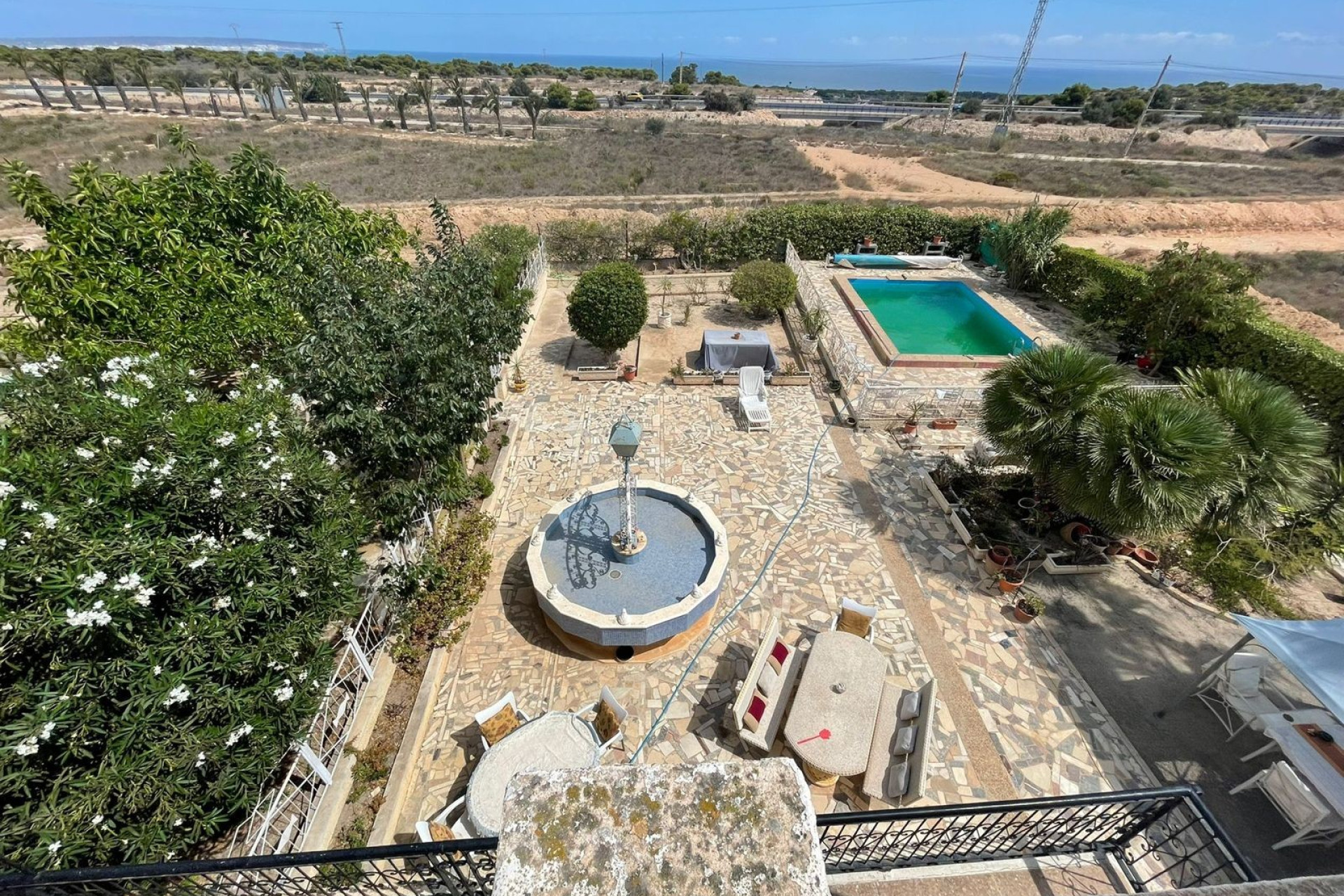 Resale - Finca / Country Property -
San Fulgencio