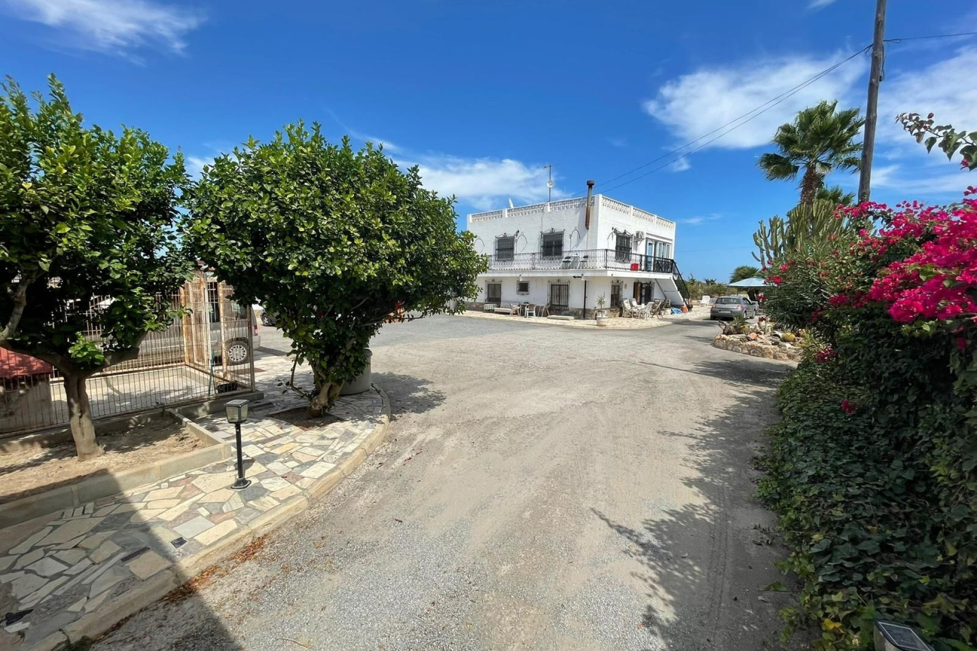 Resale - Finca / Country Property -
San Fulgencio