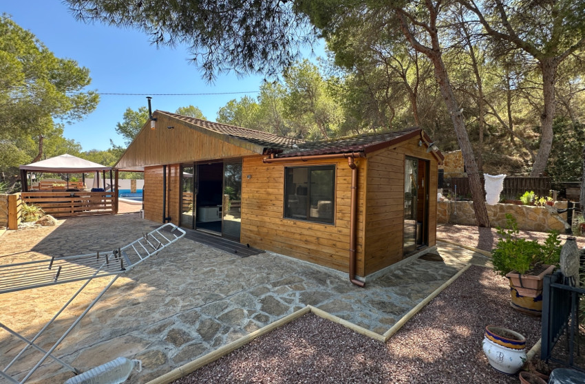 Resale - Finca - Country Property -
San Miguel de Salinas - Inland