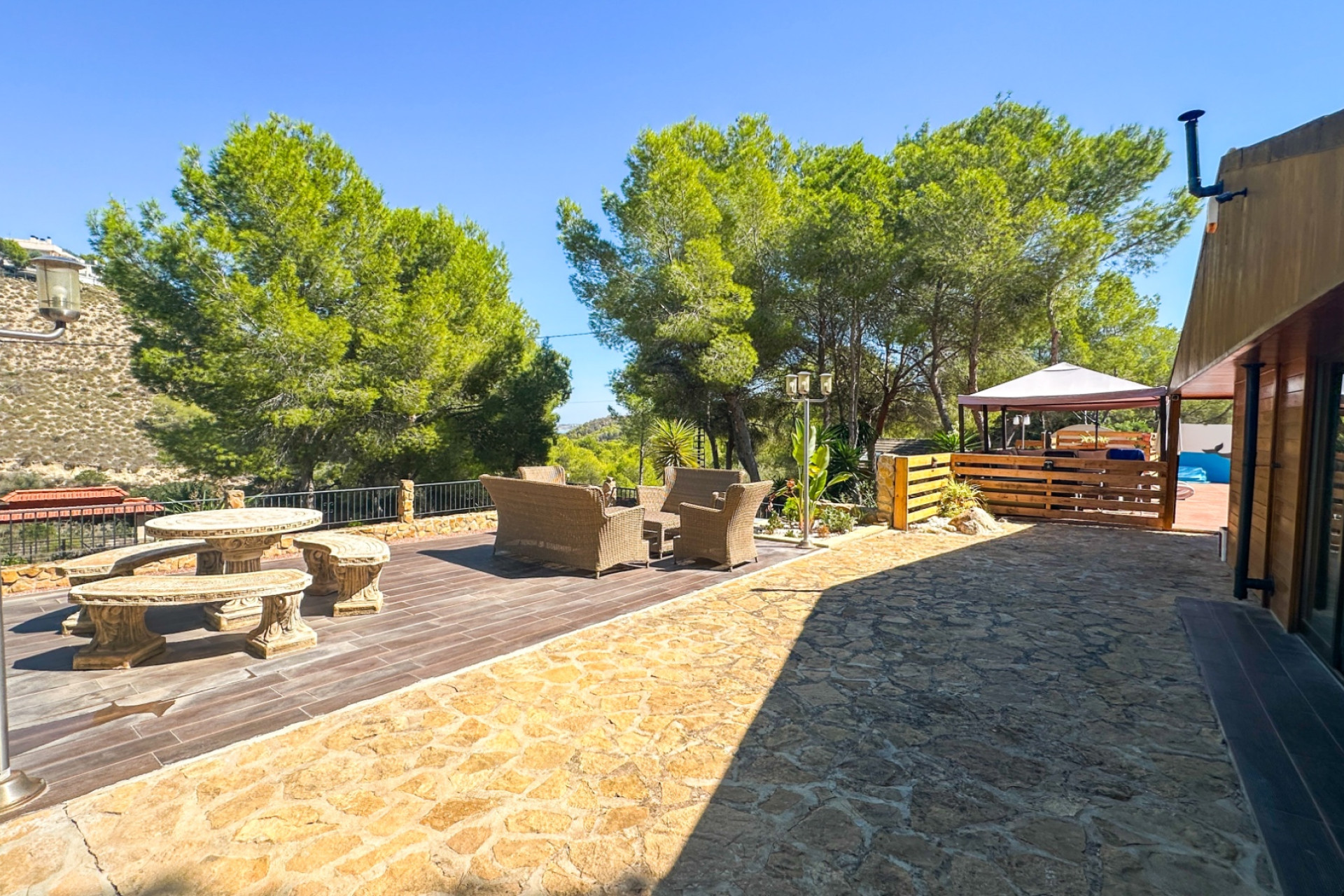 Resale - Finca - Country Property -
San Miguel de Salinas - Inland