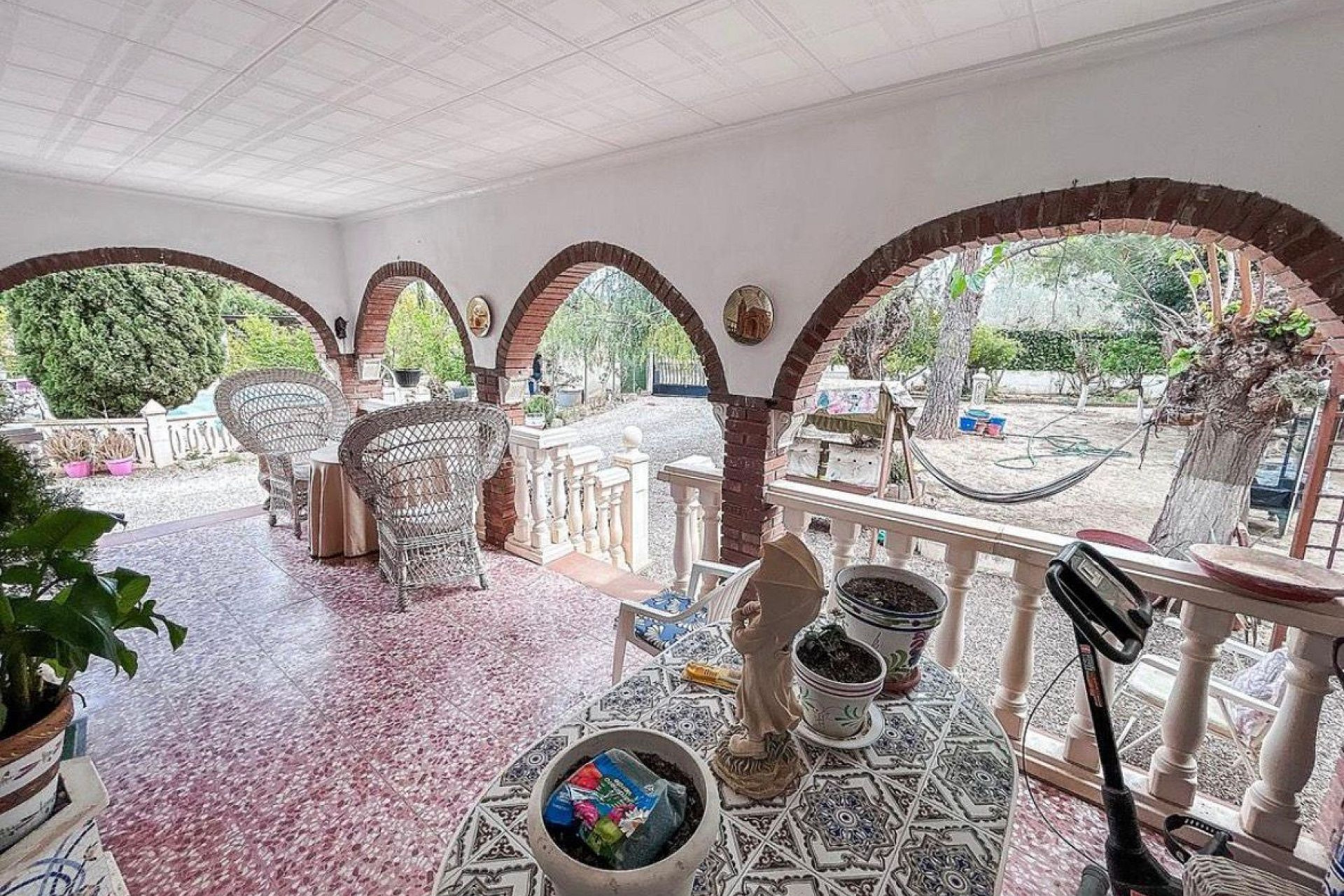 Resale - Finca / Country Property -
Sax