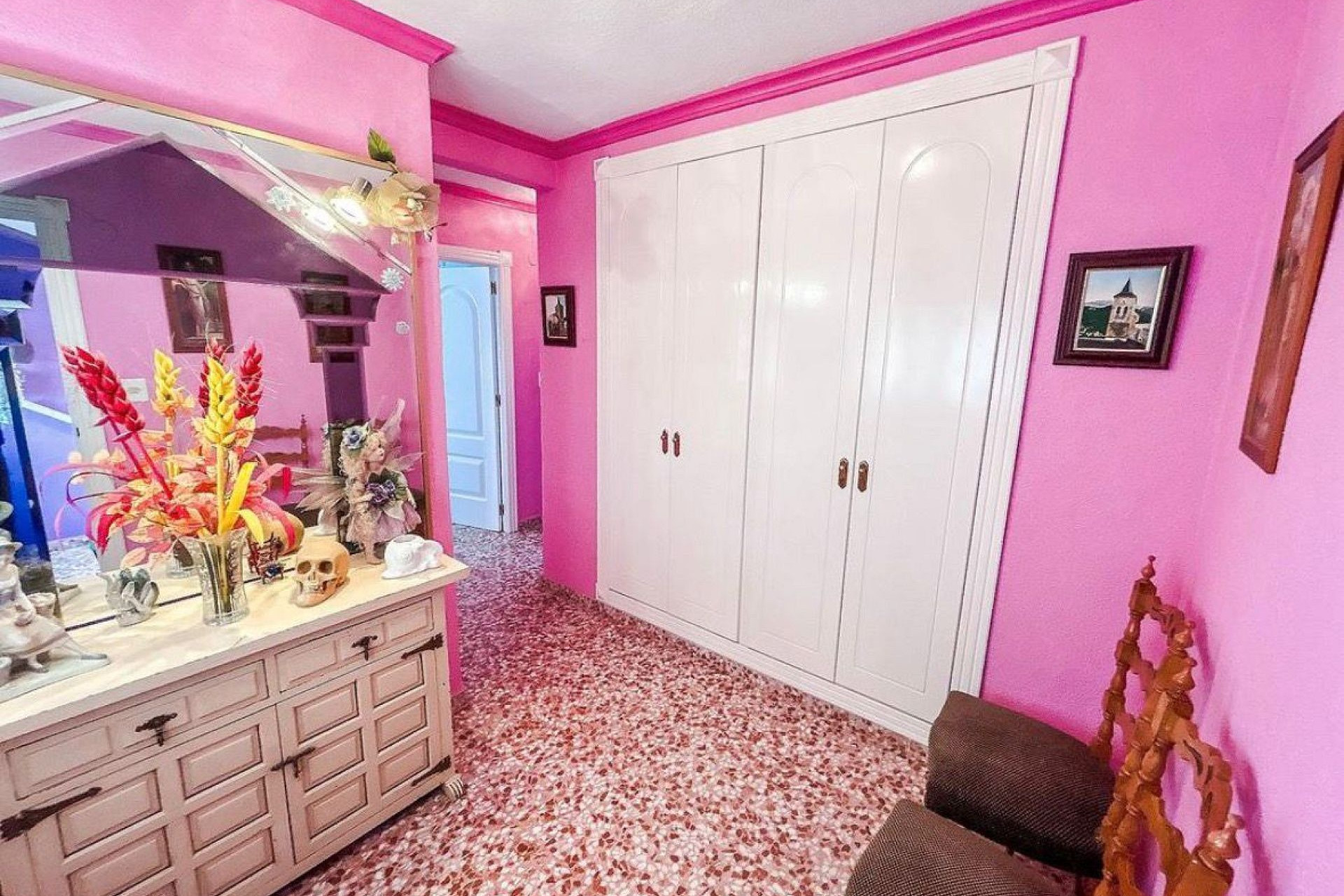 Resale - Finca / Country Property -
Sax