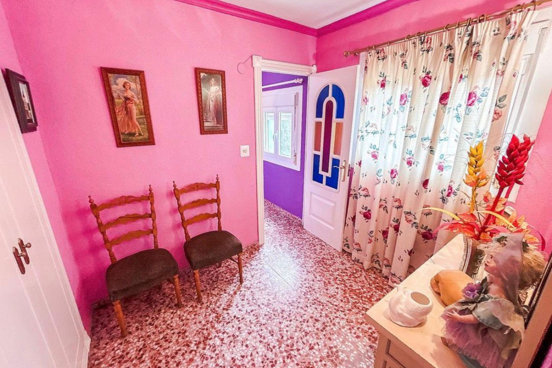 Resale - Finca / Country Property -
Sax