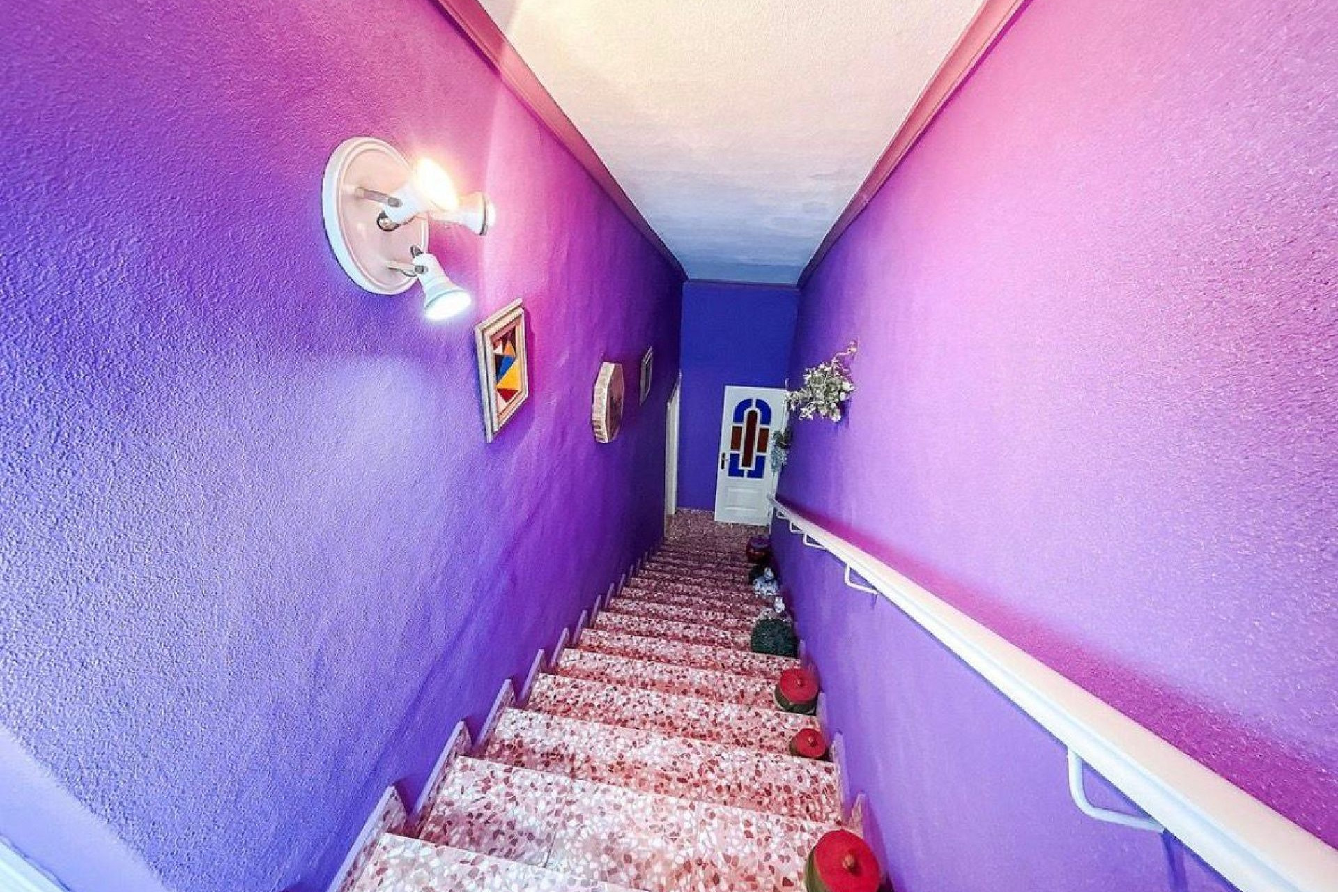 Resale - Finca / Country Property -
Sax