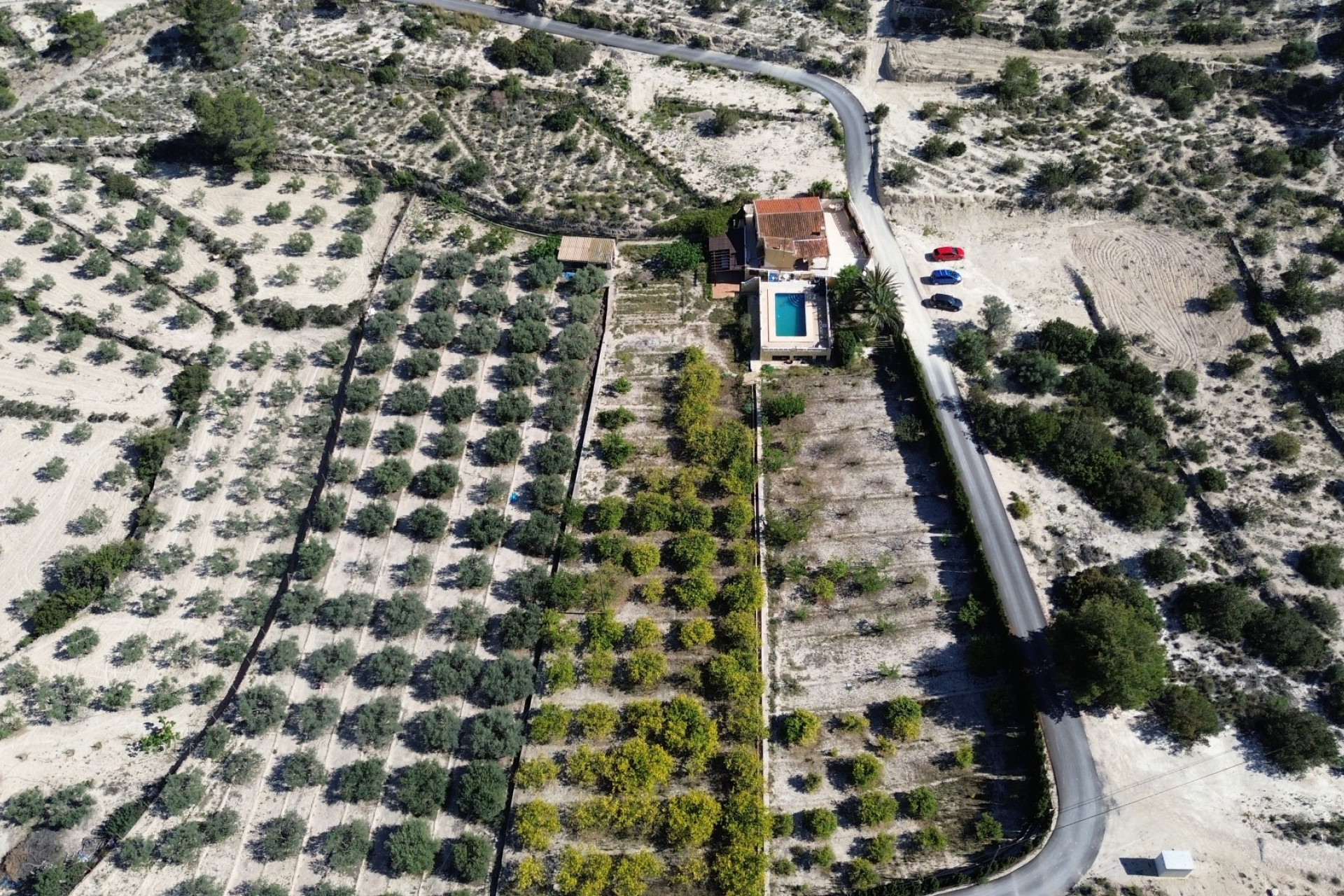 Resale - Finca / Country Property -
Villajoyosa