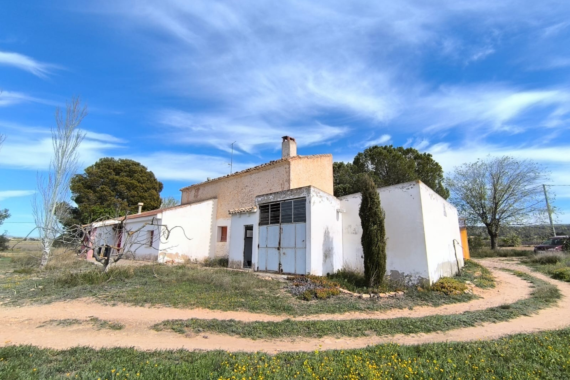 Resale - Finca - Country Property -
Yecla - Inland