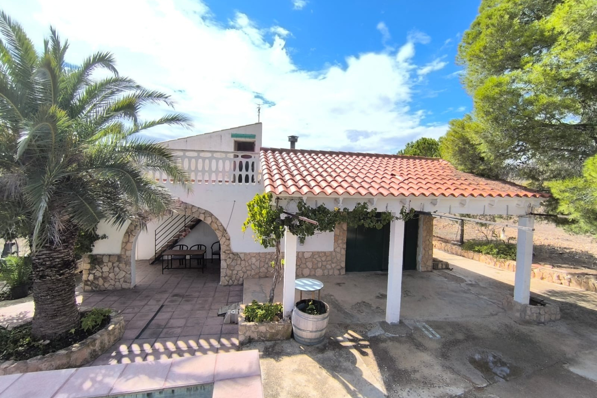Resale - Finca - Country Property -
Yecla - Inland