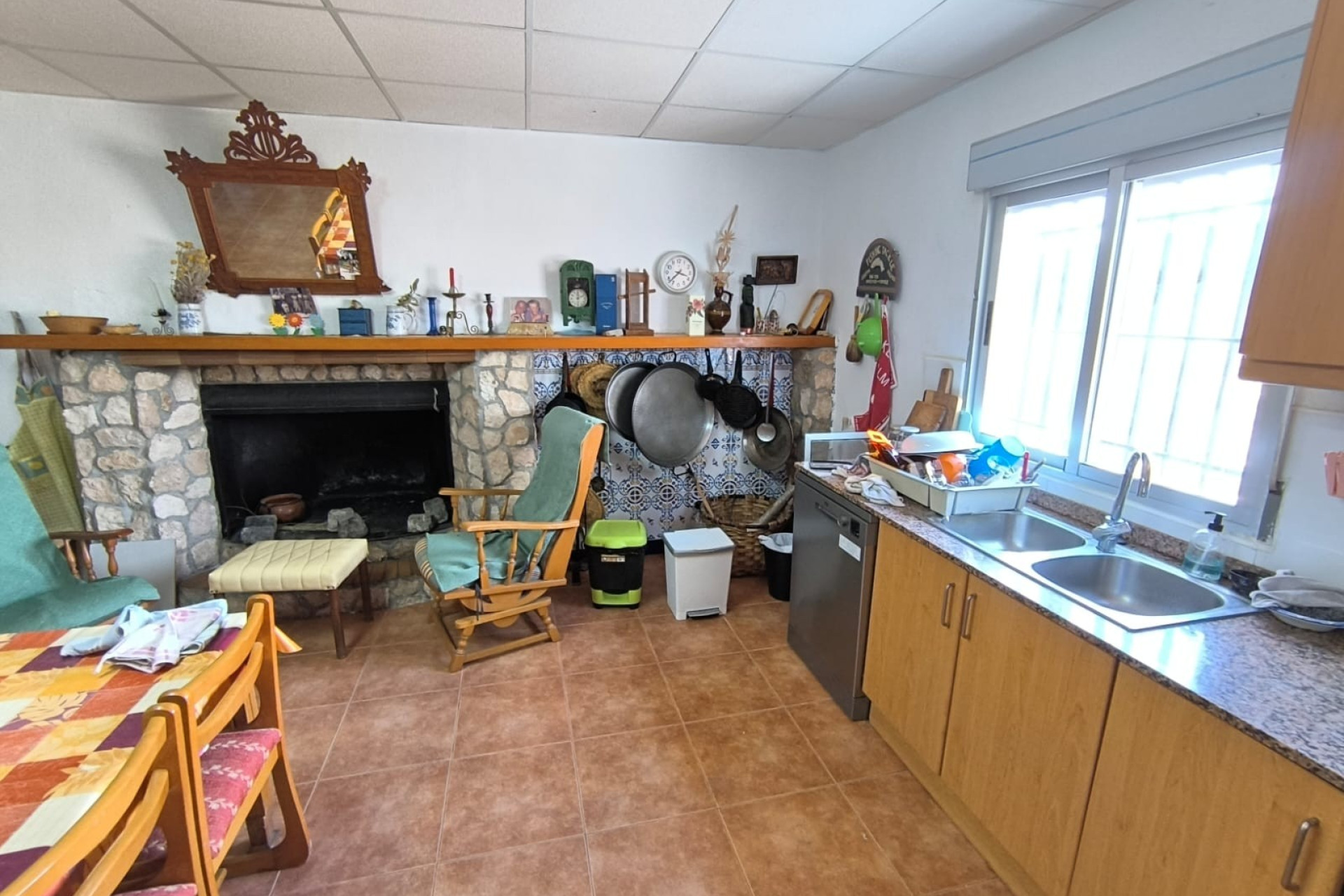 Resale - Finca - Country Property -
Yecla - Inland