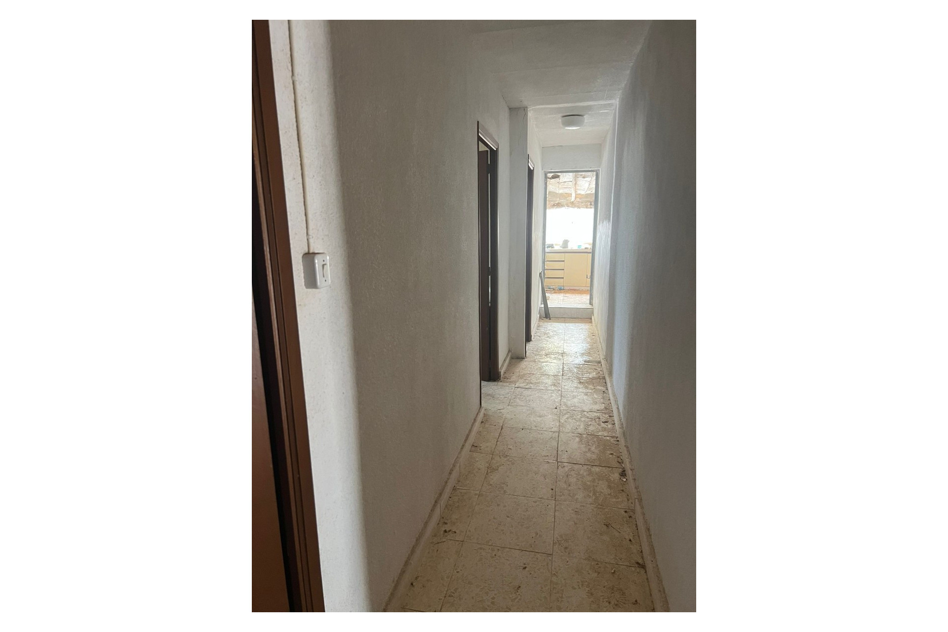 Resale - Finca / Country Property -
Yecla