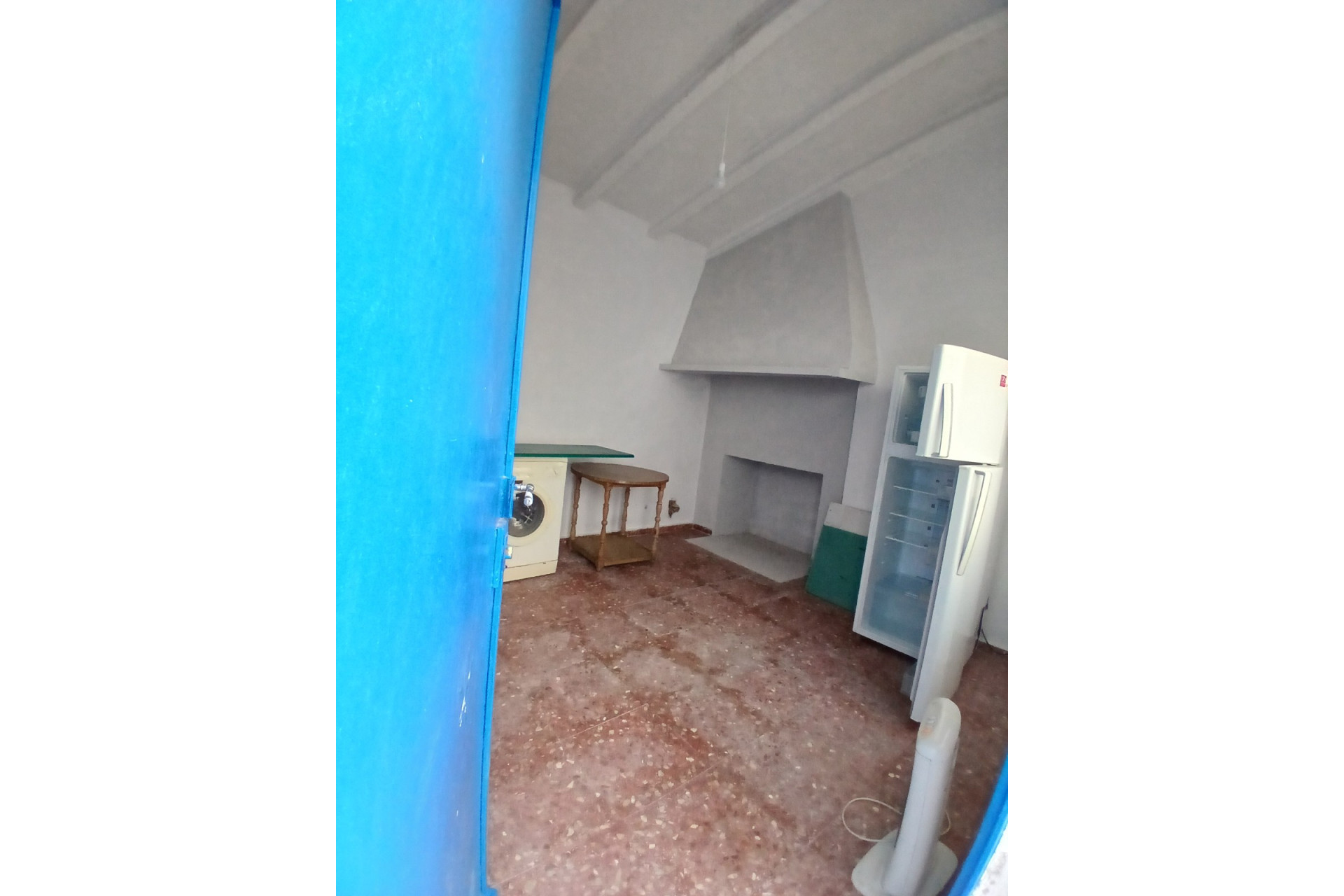 Resale - Finca / Country Property -
Yecla