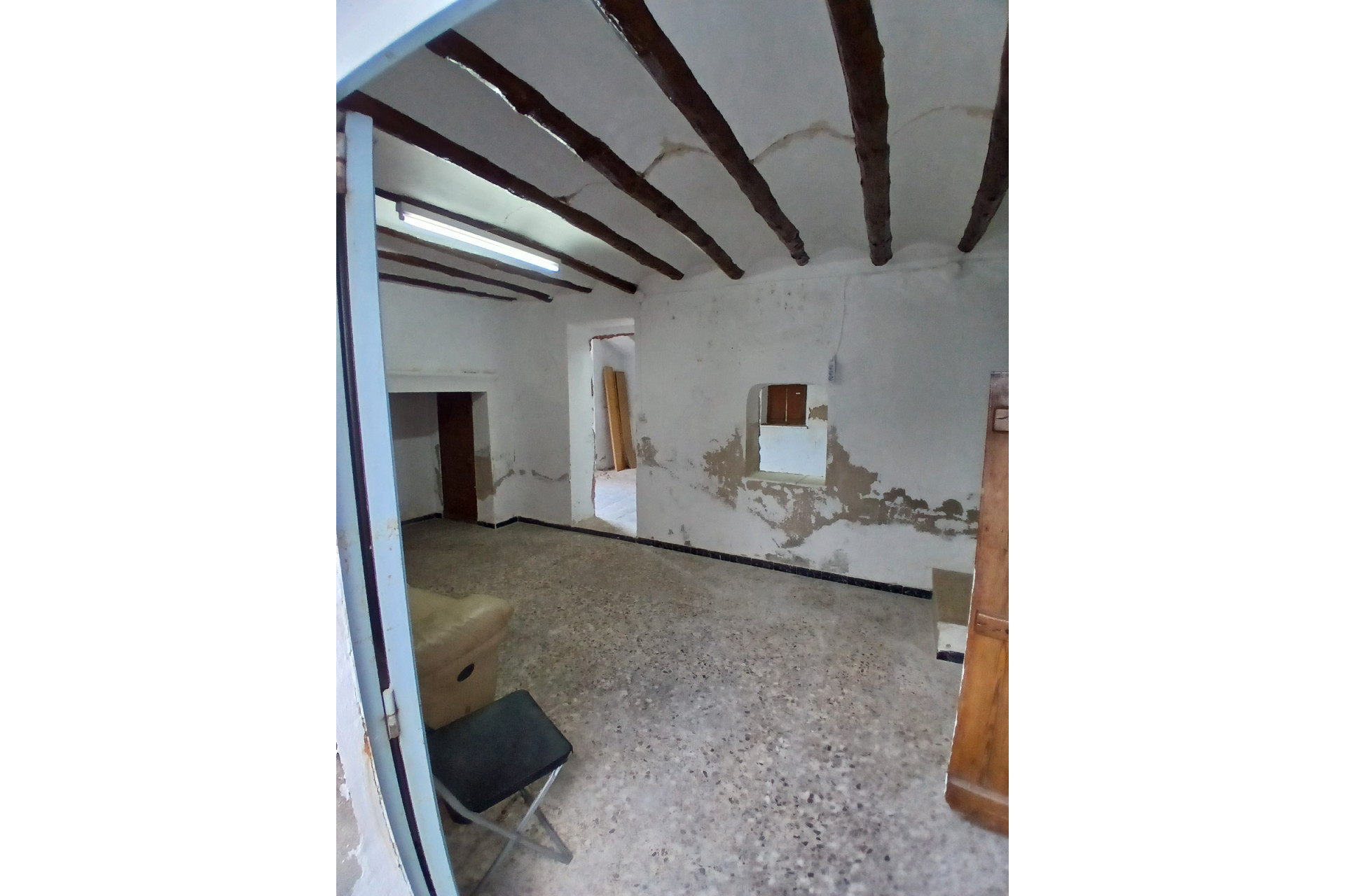 Resale - Finca / Country Property -
Yecla