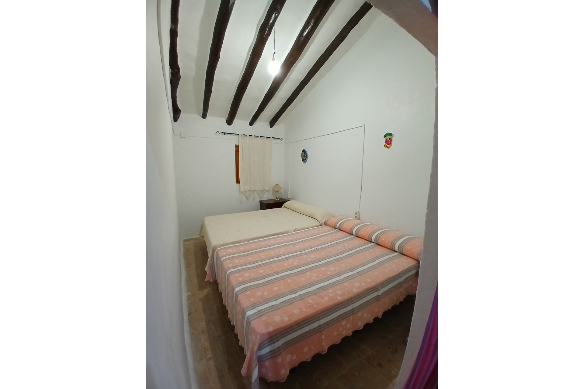 Resale - Finca / Country Property -
Yecla