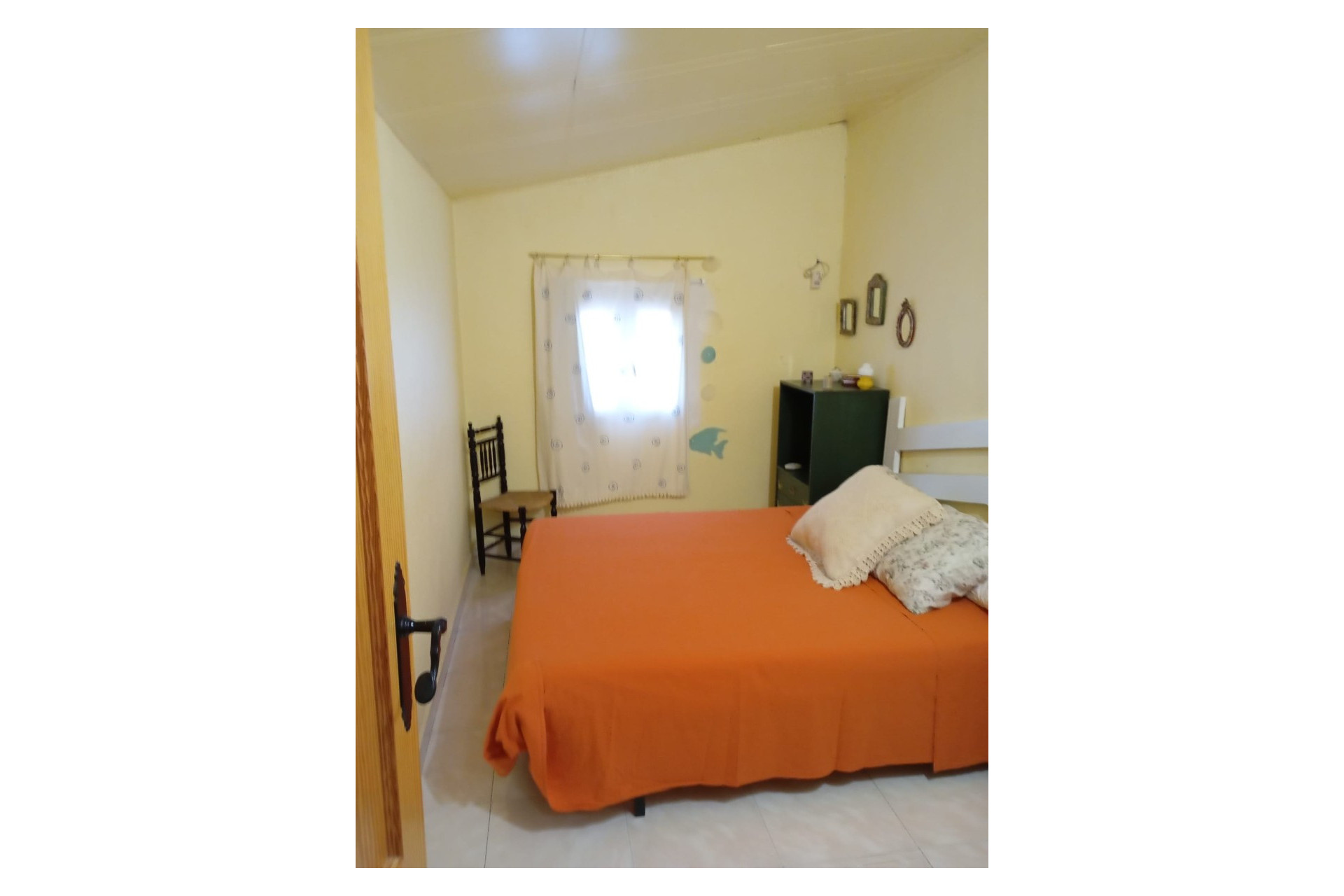 Resale - Finca / Country Property -
Yecla