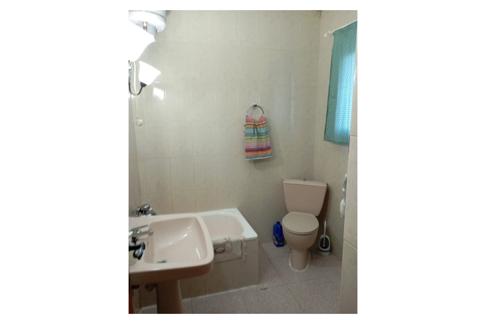 Resale - Finca / Country Property -
Yecla