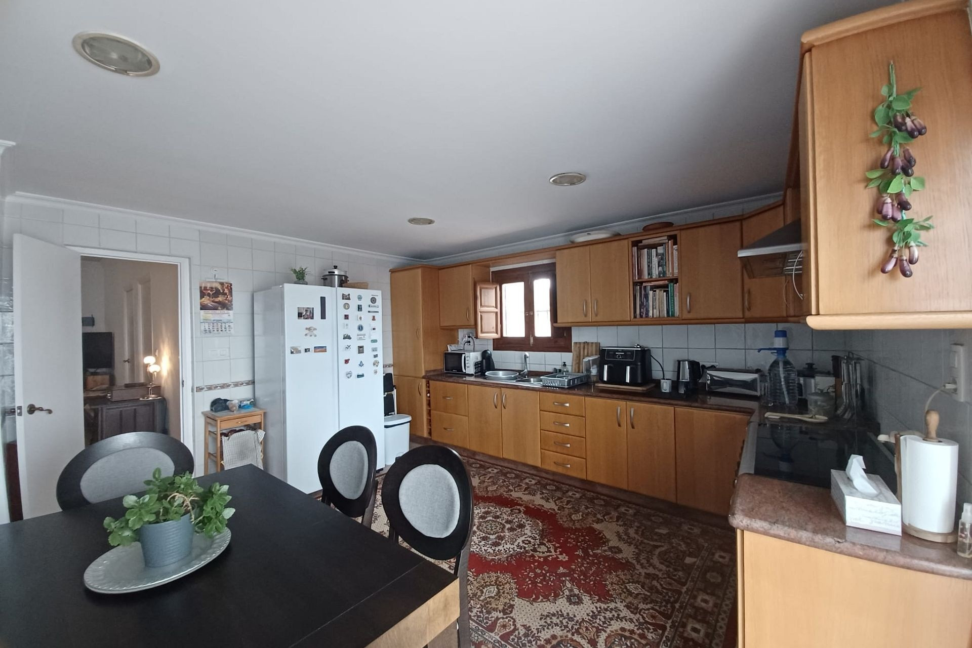 Resale - Finca / Country Property -
Yecla