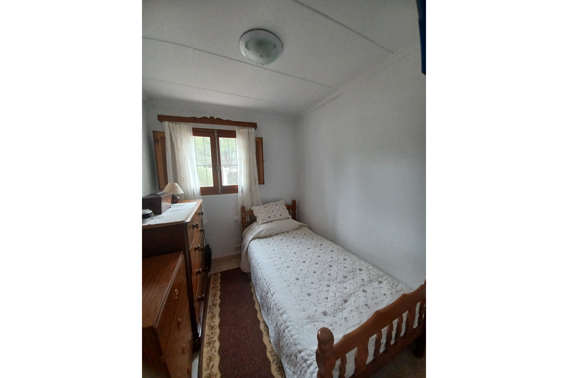 Resale - Finca / Country Property -
Yecla