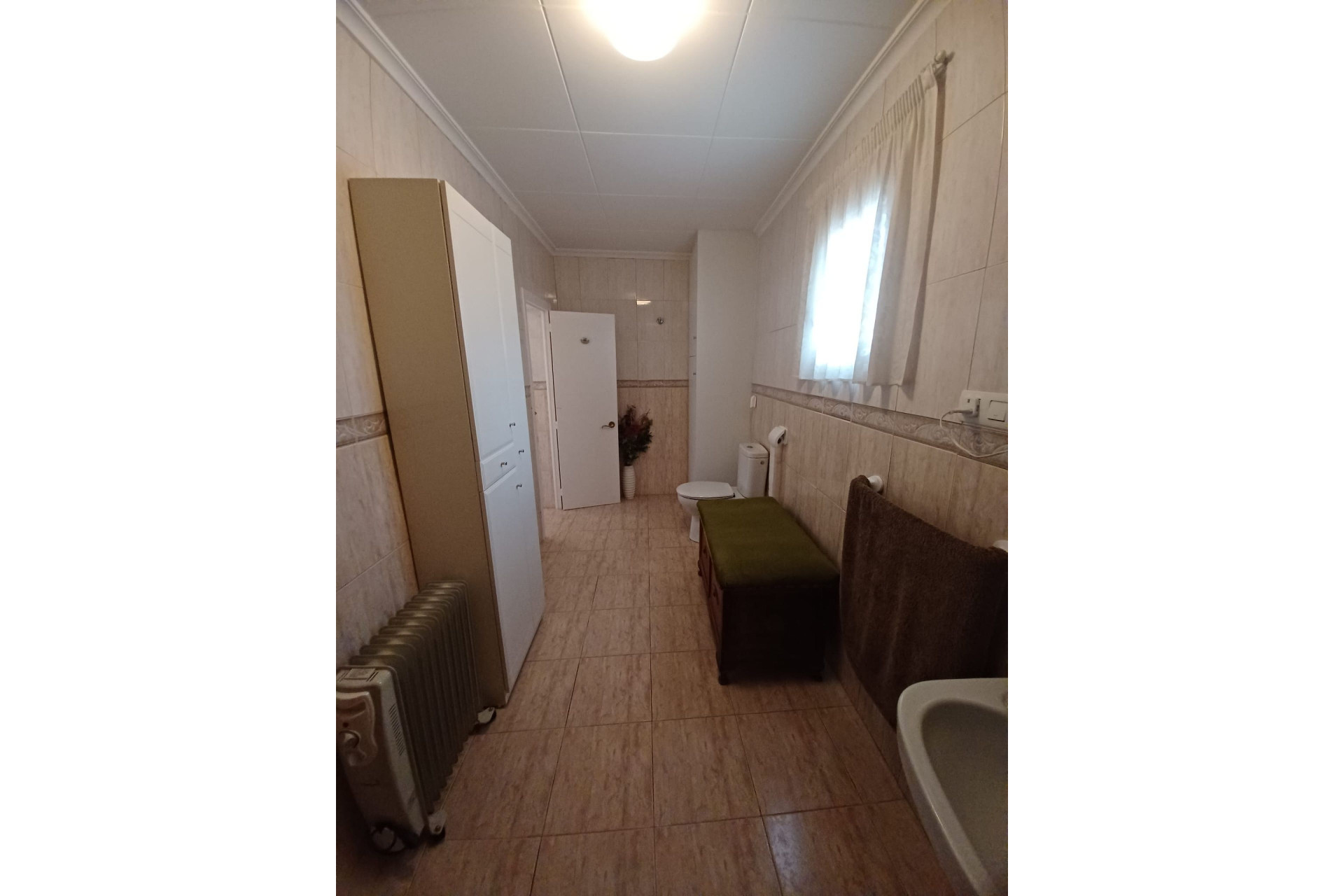 Resale - Finca / Country Property -
Yecla