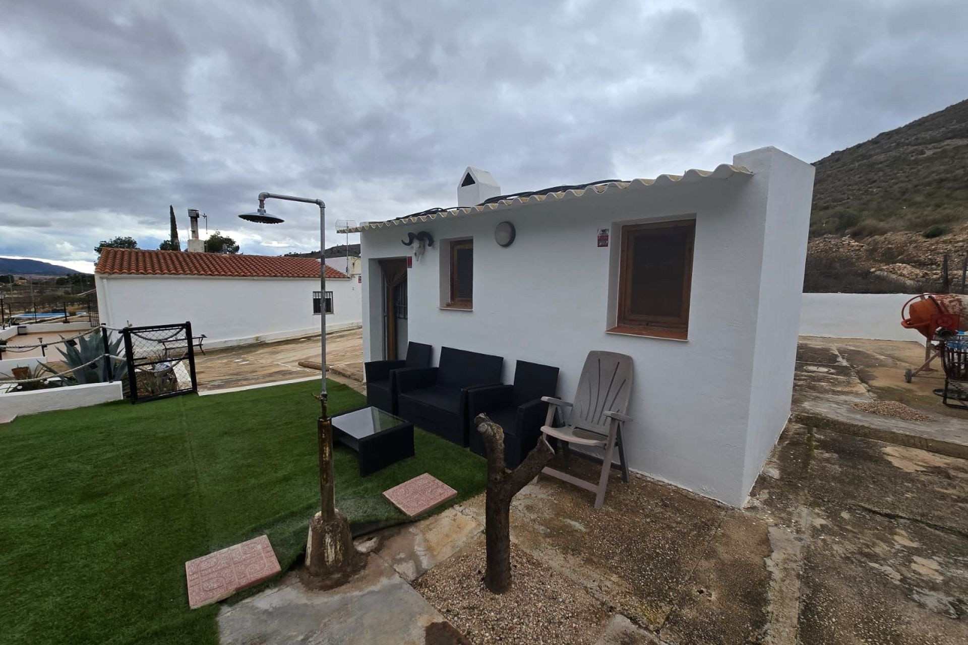 Resale - Finca - Country Property -
Yecla