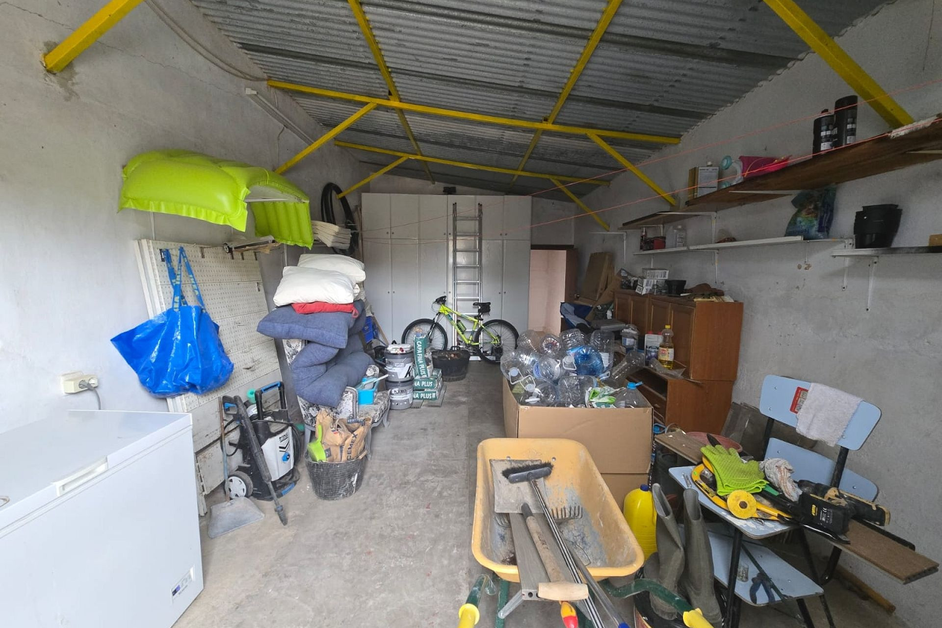 Resale - Finca - Country Property -
Yecla