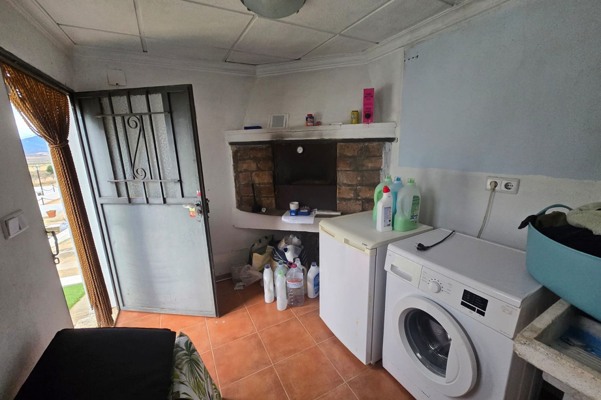 Resale - Finca - Country Property -
Yecla