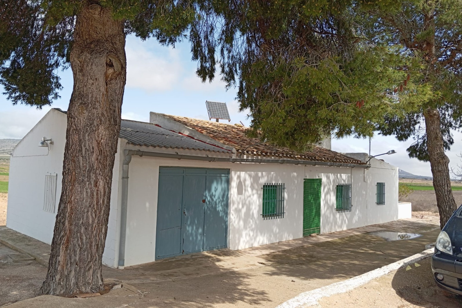 Resale - Finca - Country Property -
Yecla