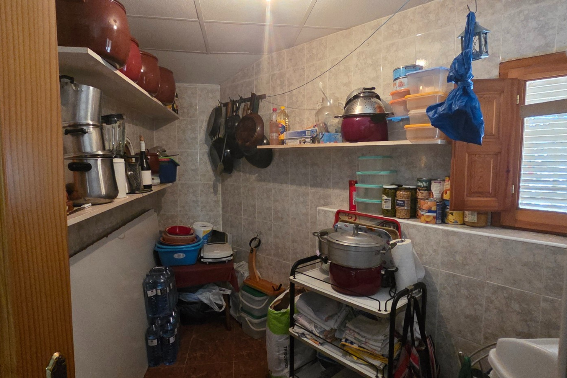 Resale - Finca - Country Property -
Yecla