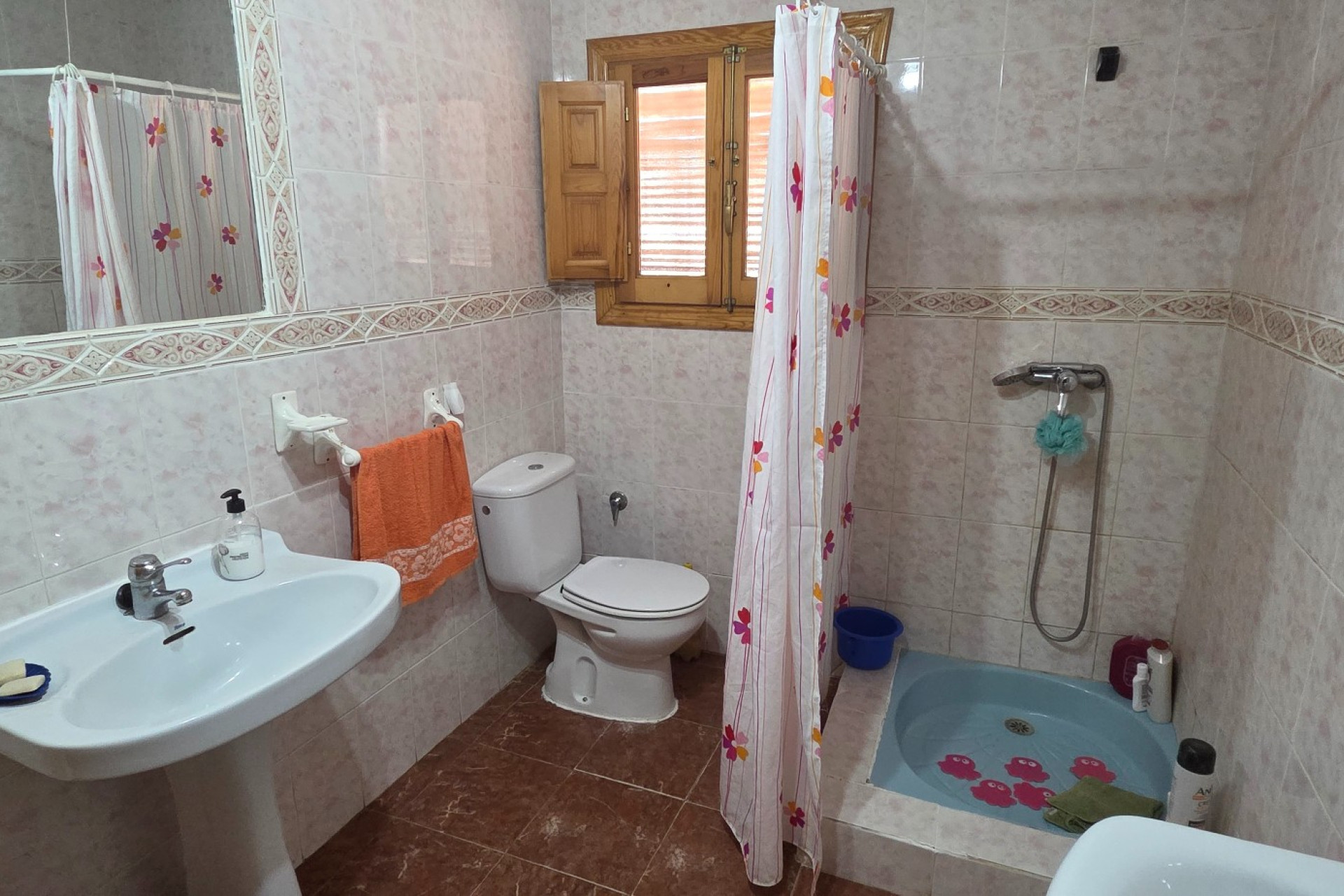 Resale - Finca - Country Property -
Yecla