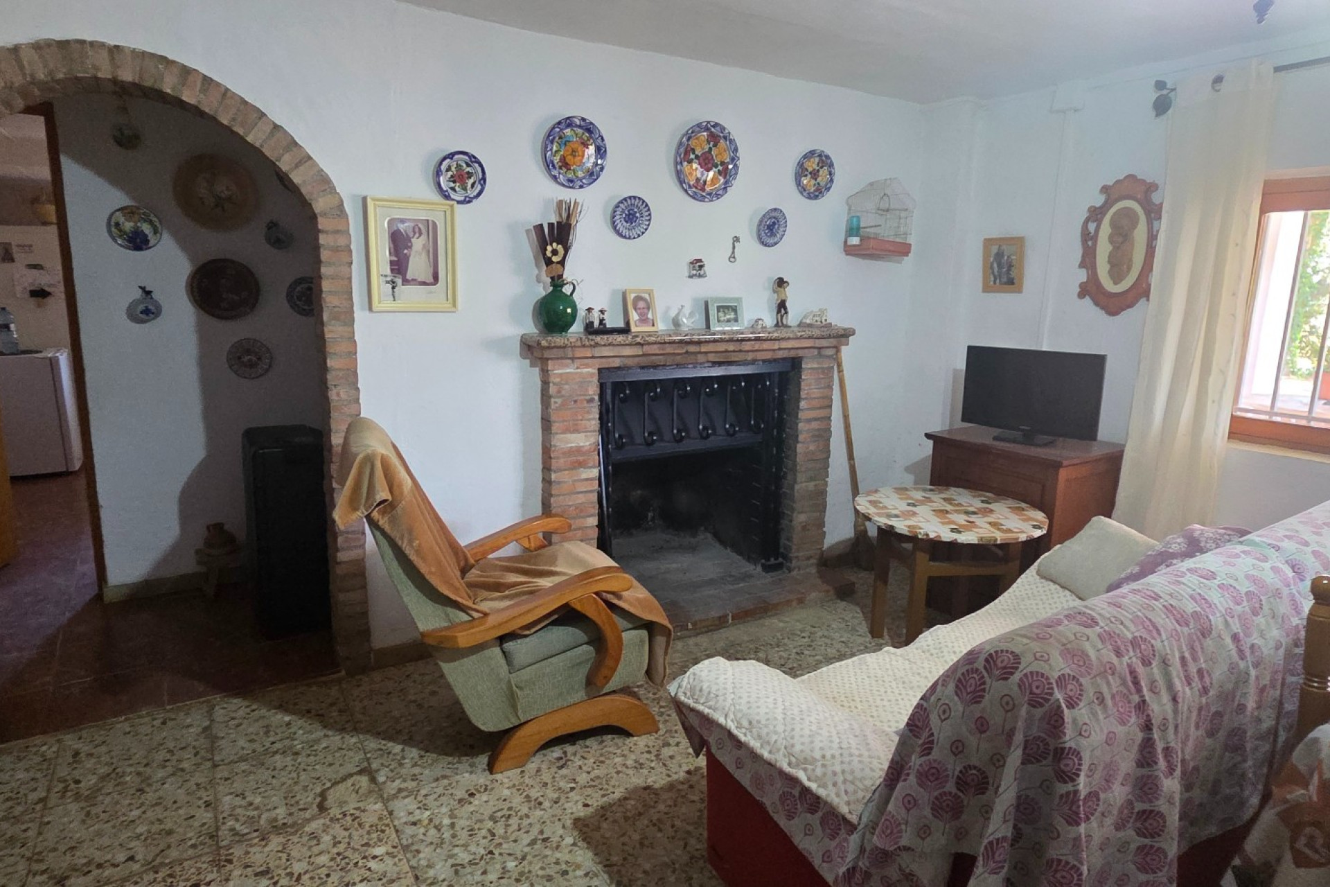 Resale - Finca - Country Property -
Yecla