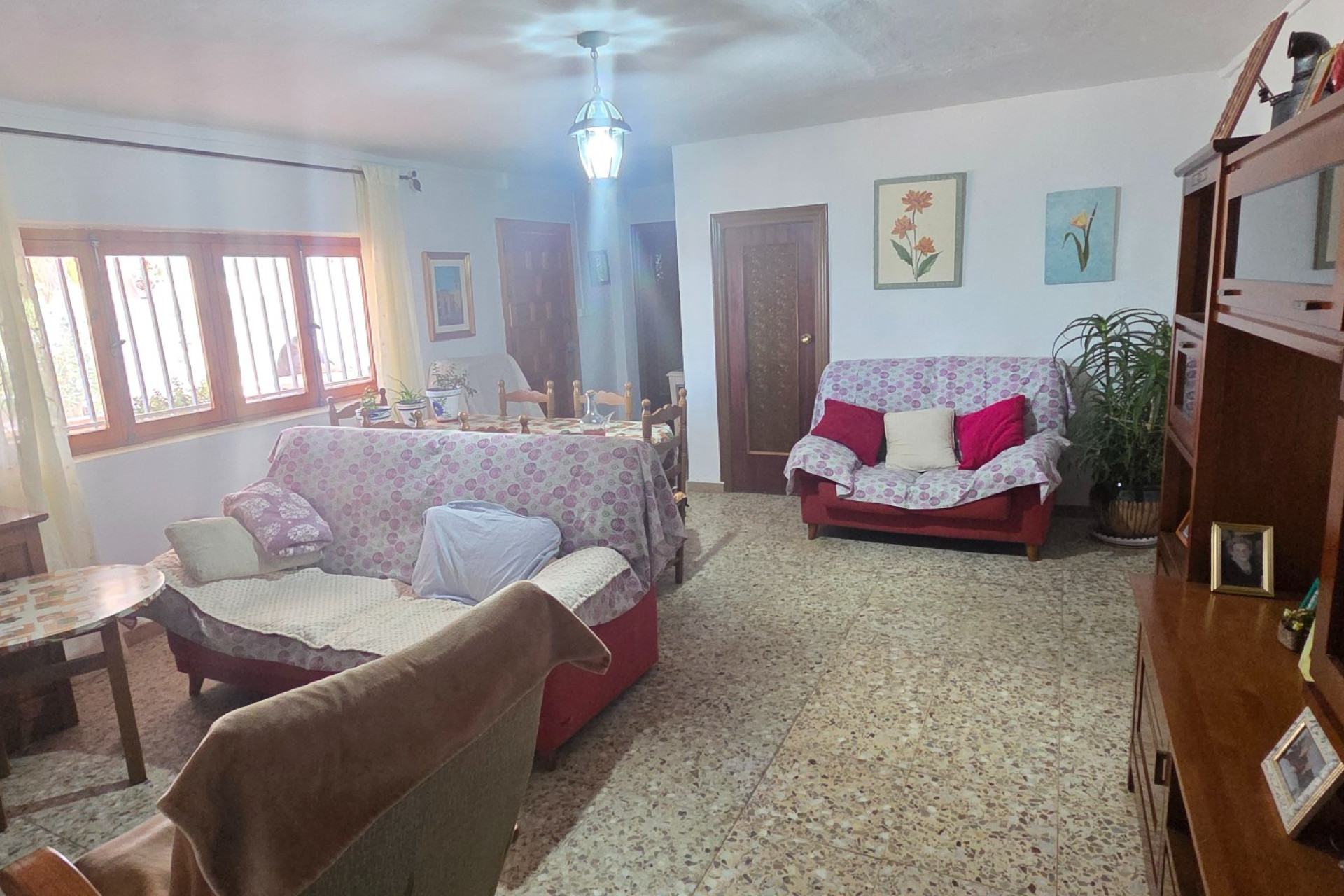 Resale - Finca - Country Property -
Yecla