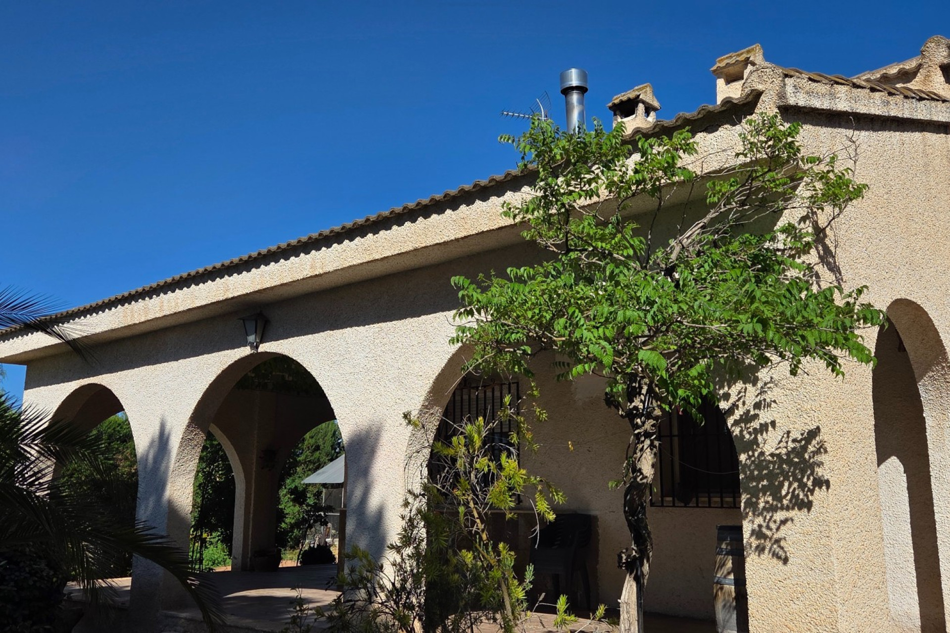 Resale - Finca - Country Property -
Yecla